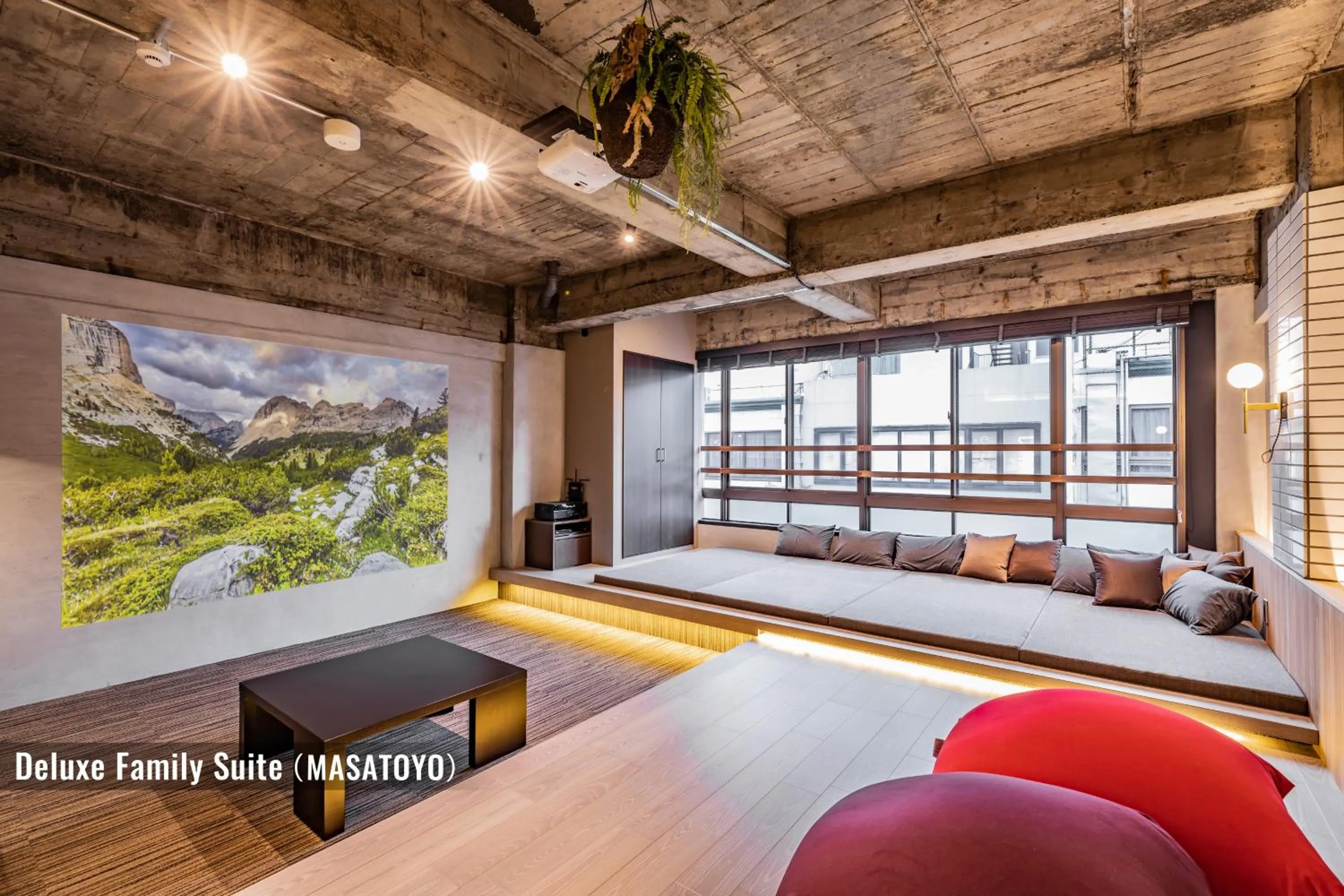 Living room in ビル泊 -Birupaku Decentralized Hotel-