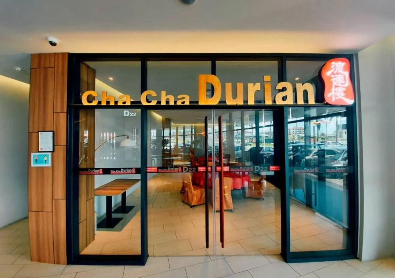 Restaurant/places to eat in Roxy Hotel Serian