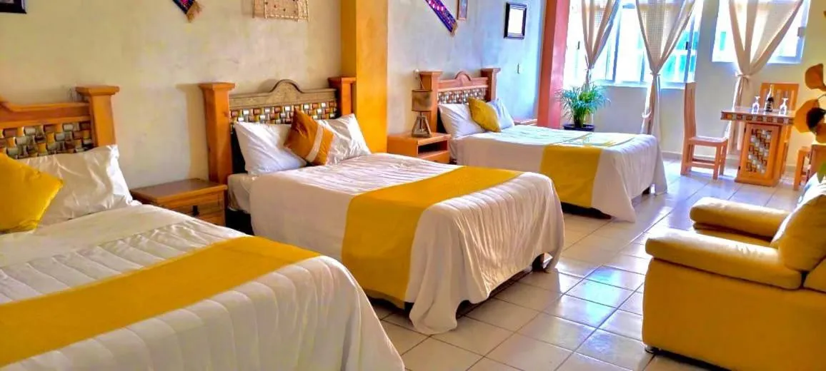 Photo of the whole room, Bed in Hotel Carnaval