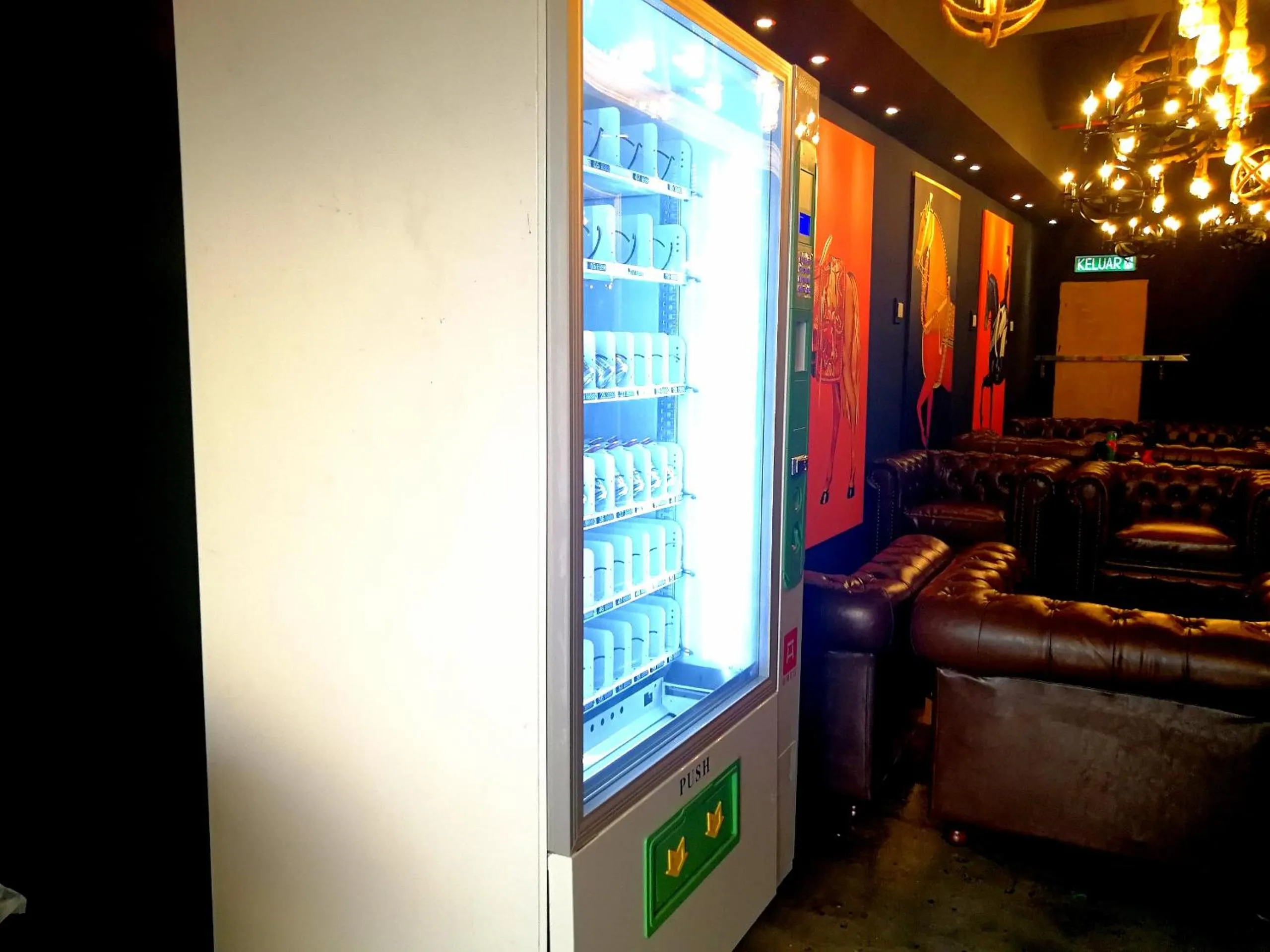 Food and drinks in CJ HOUSE station 18 Ipoh