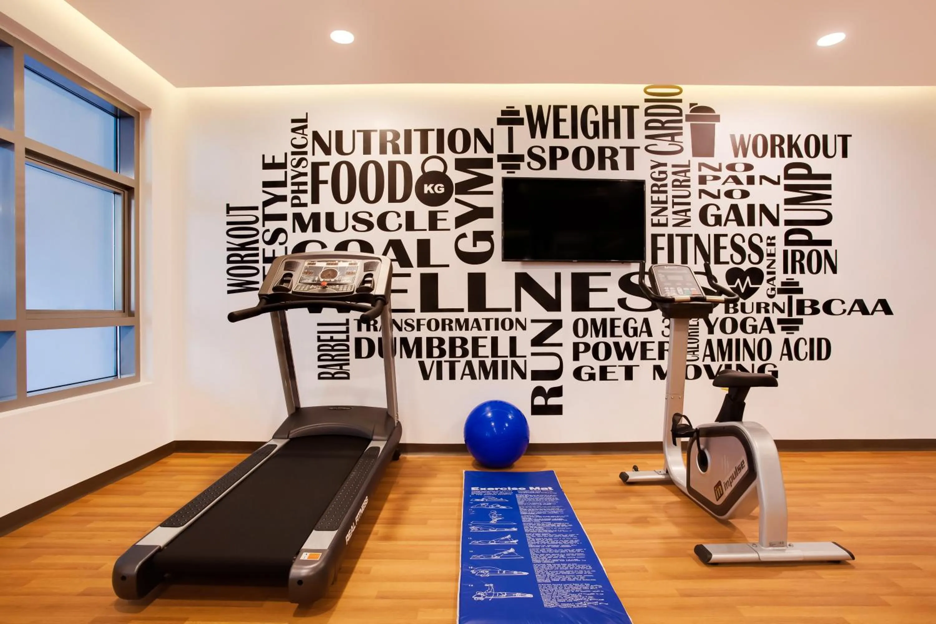 Fitness centre/facilities in Lemon Tree Hotel, Jumeirah Dubai