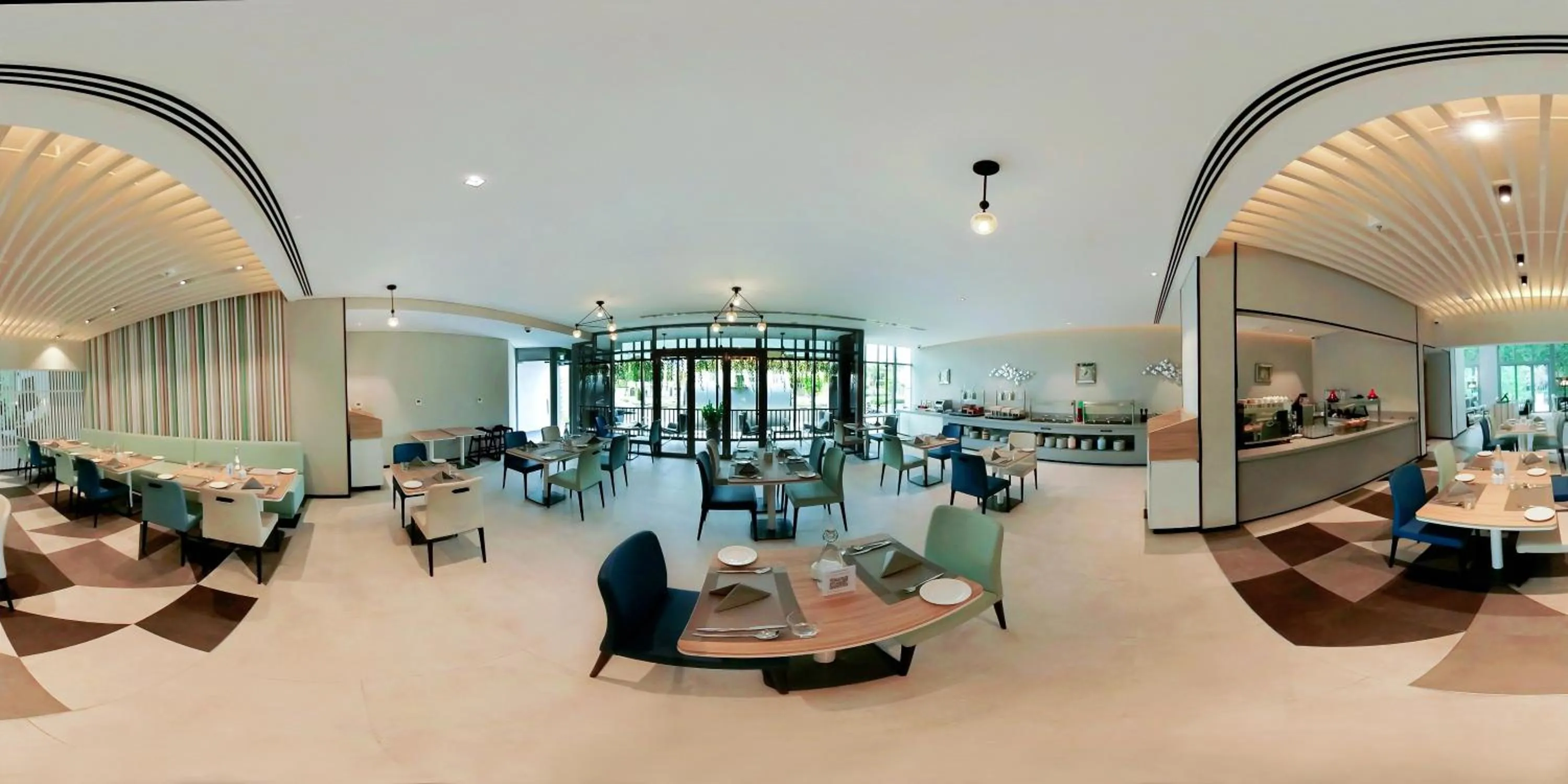 Restaurant/places to eat in Lemon Tree Hotel, Jumeirah Dubai