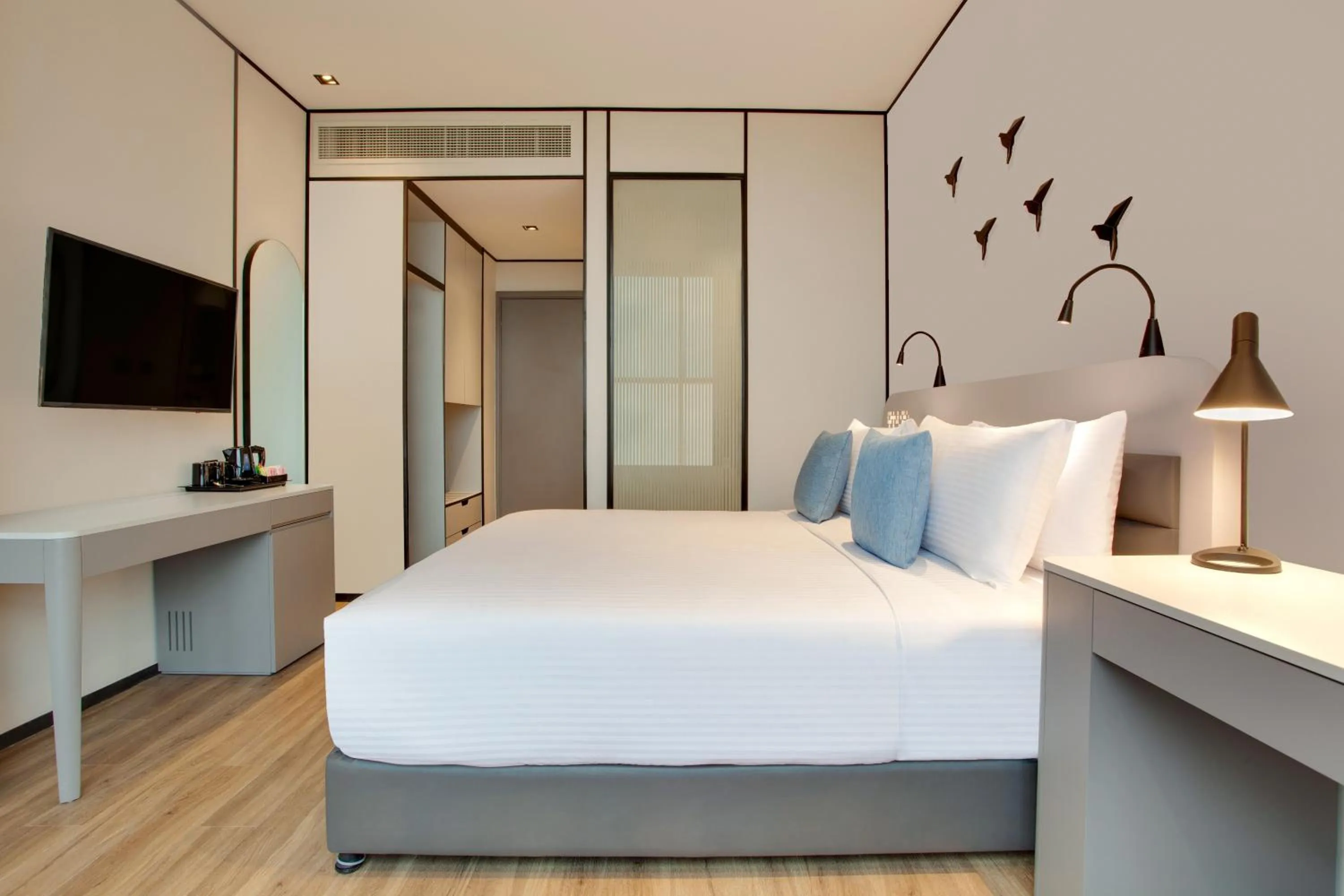 Bed in Lemon Tree Hotel, Jumeirah Dubai