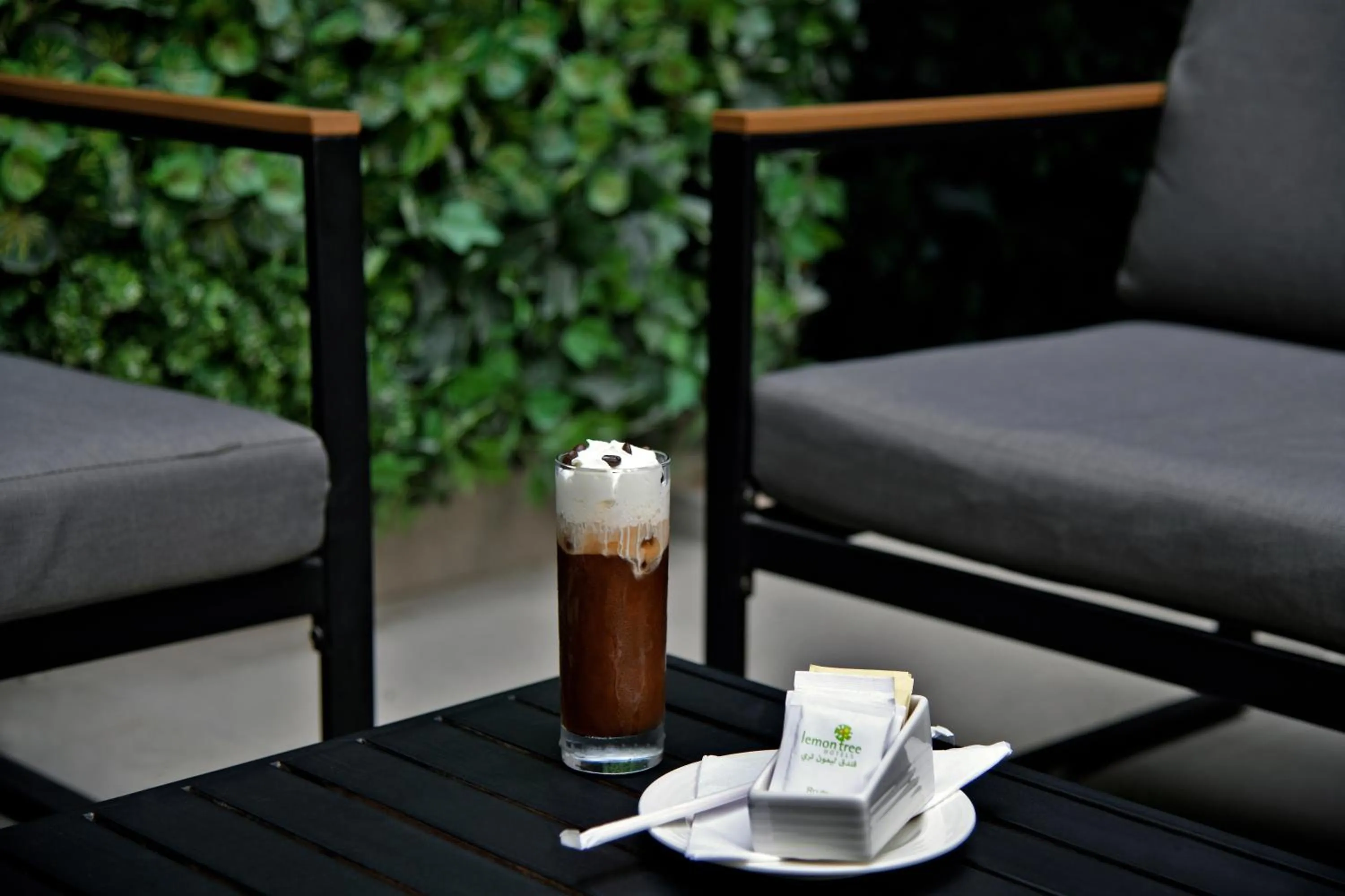 Restaurant/places to eat in Lemon Tree Hotel, Jumeirah Dubai