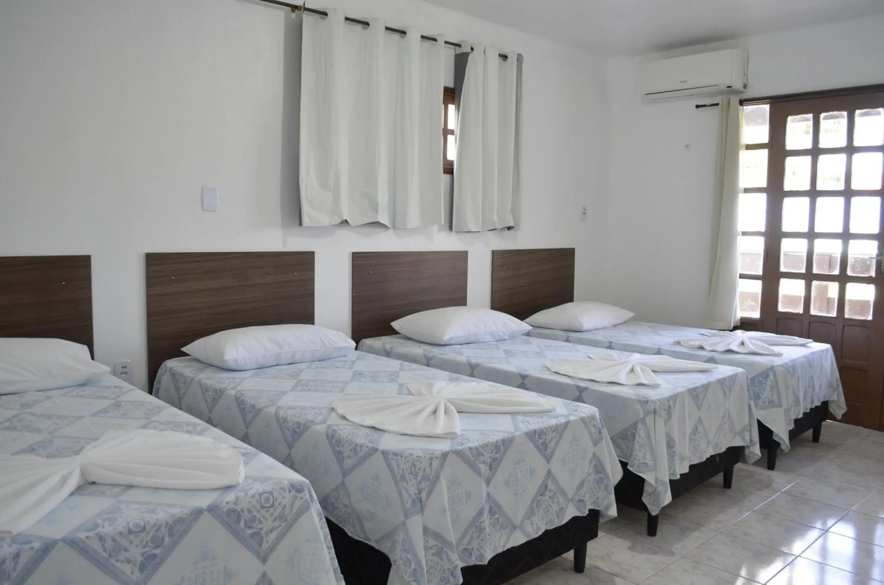 Quadruple Room in Pousada Granville Quadruple Room in Pousada Granville