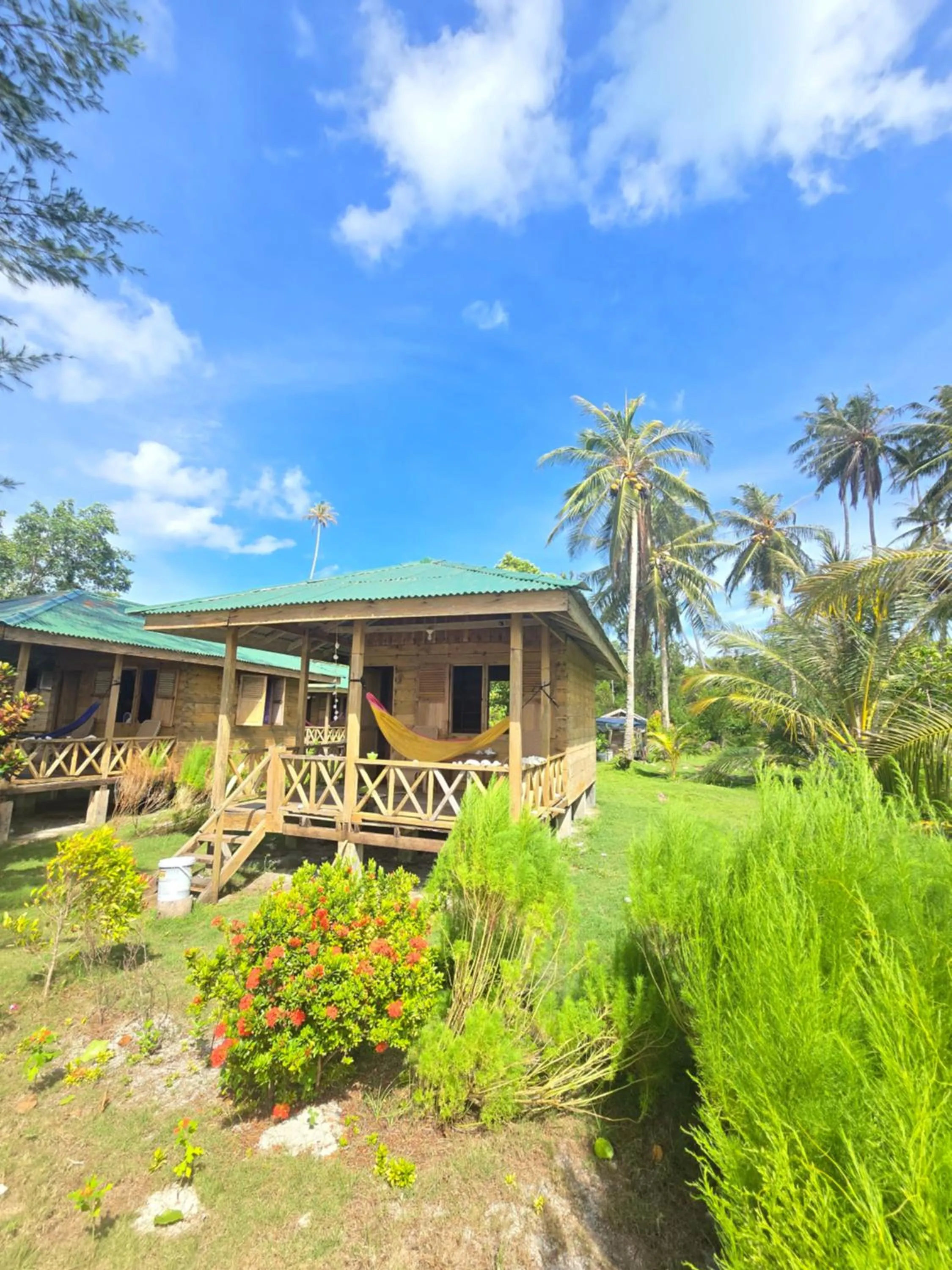MB Palambak Island Resort Pulau Banyak Aceh Singkil