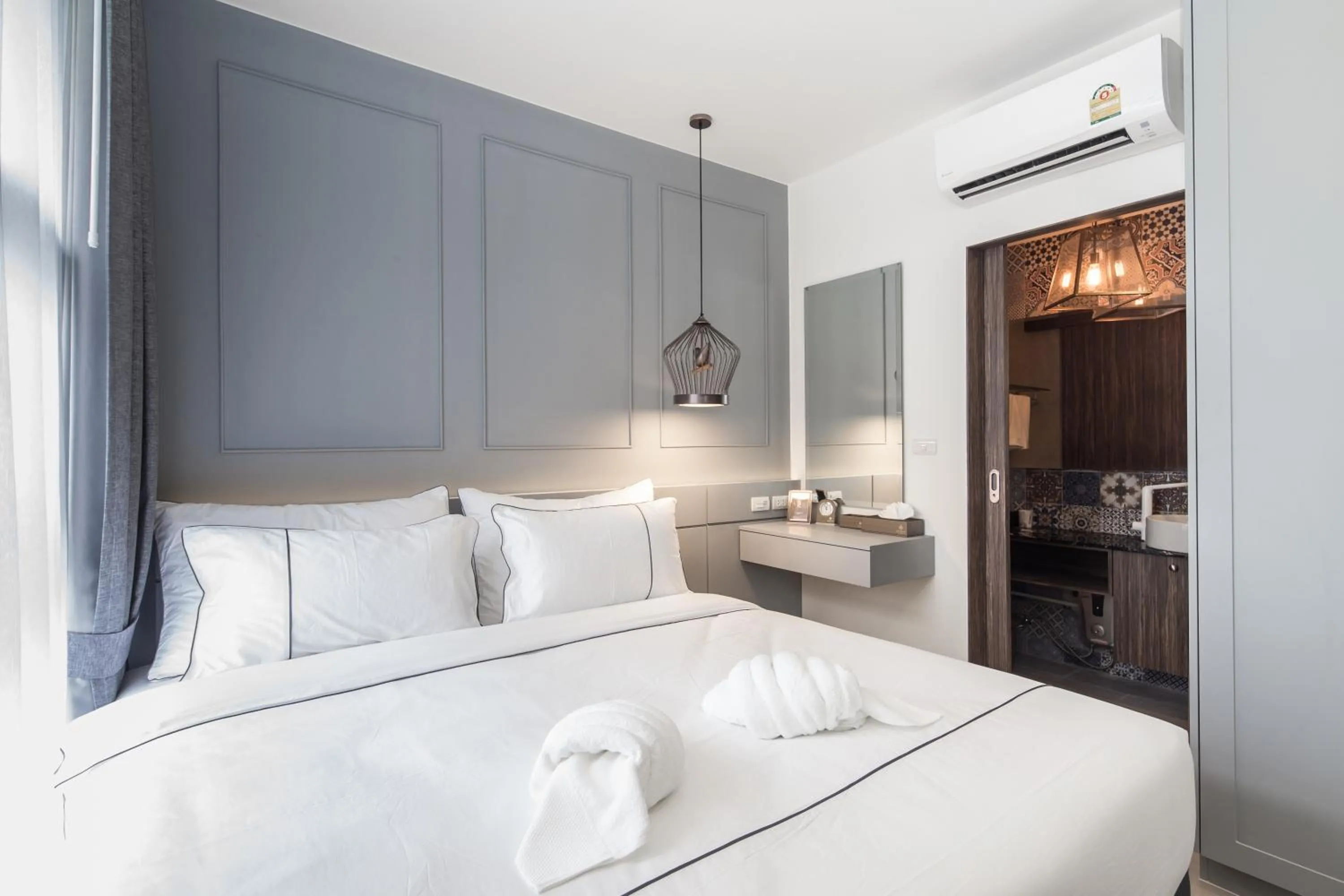 Guests, Bed in Palmyrah Surin Beach Residence