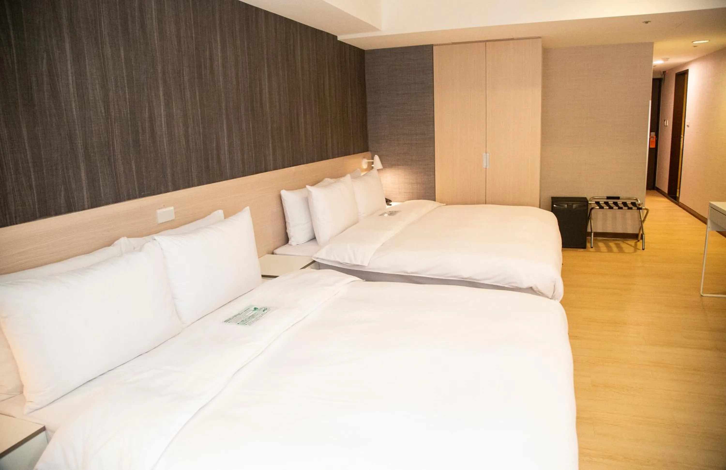 Bed in HATAGO+ THE ALLEY