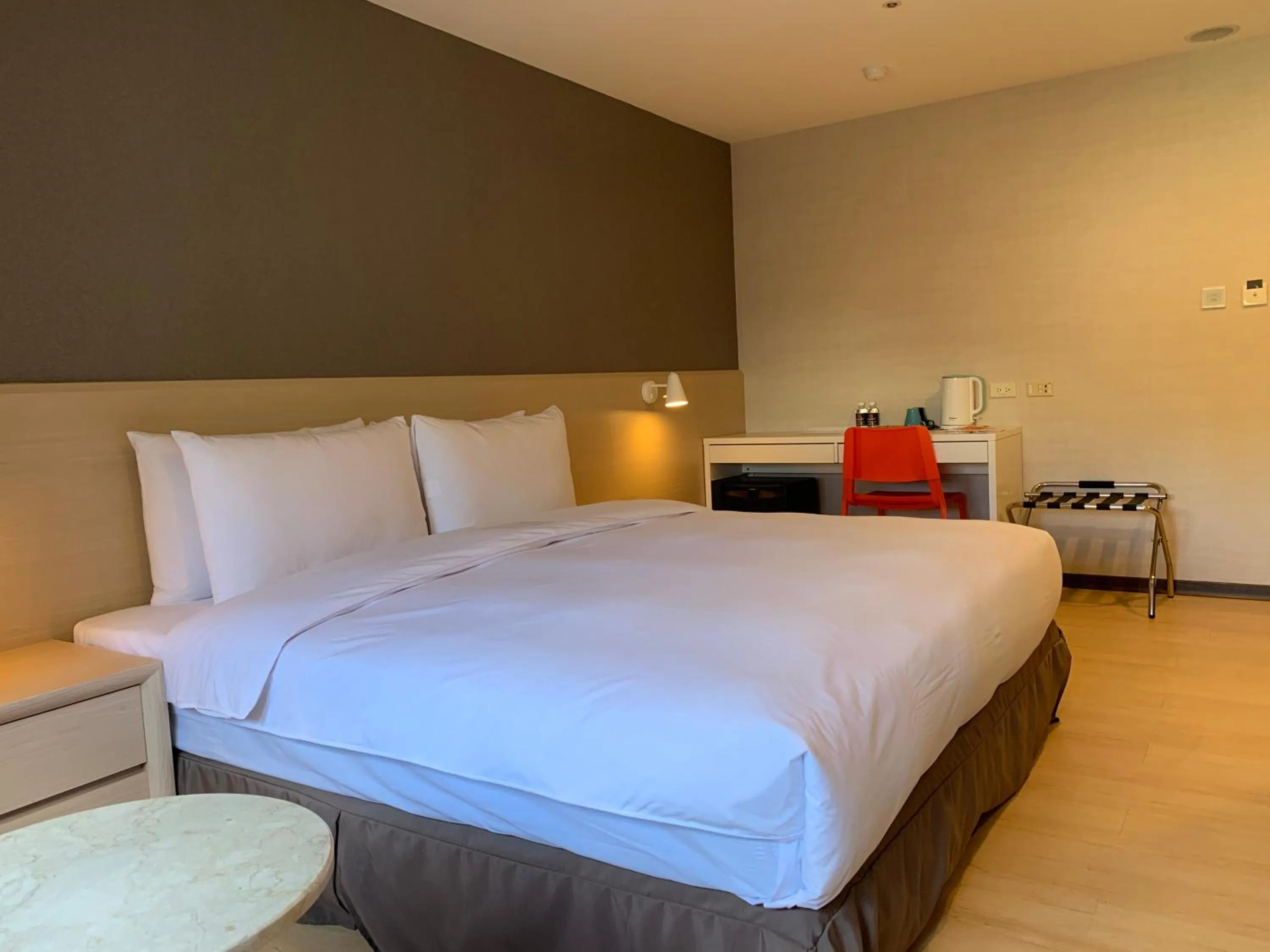 Bed in HATAGO+ THE ALLEY