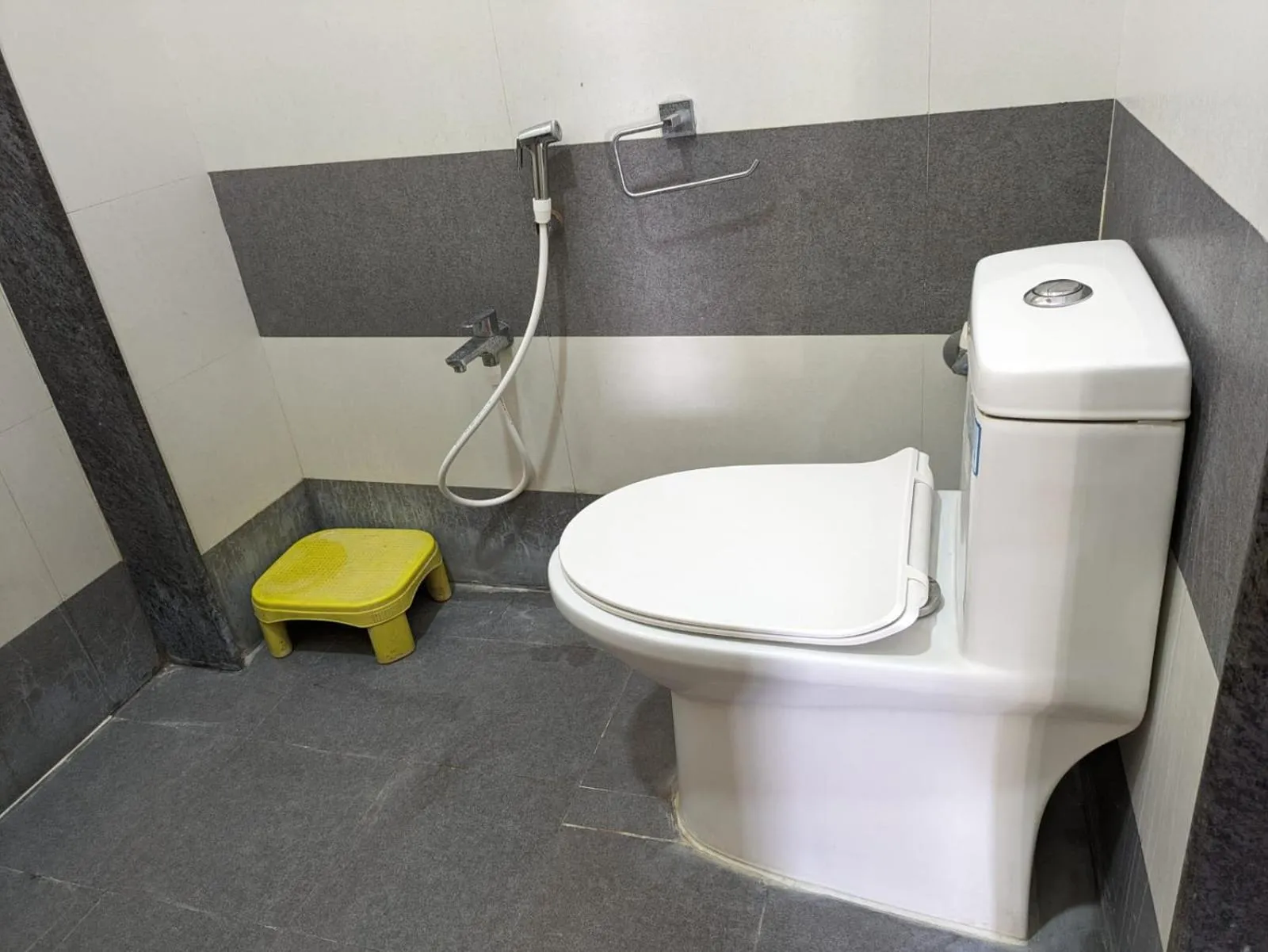 Toilet in Hampi Two Bedroom Guesthouse