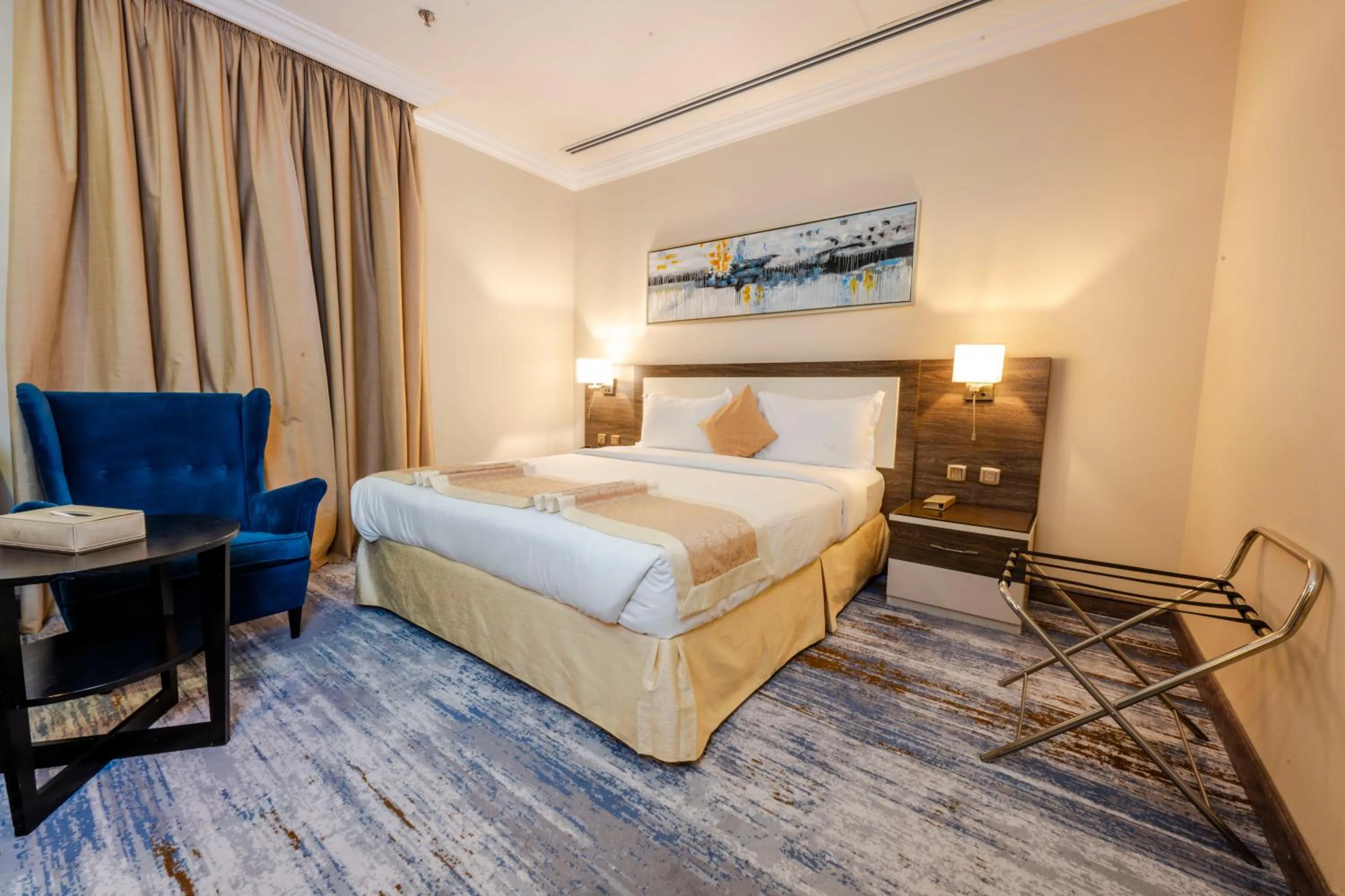 Bed in Hayat Al Riyadh Hotel