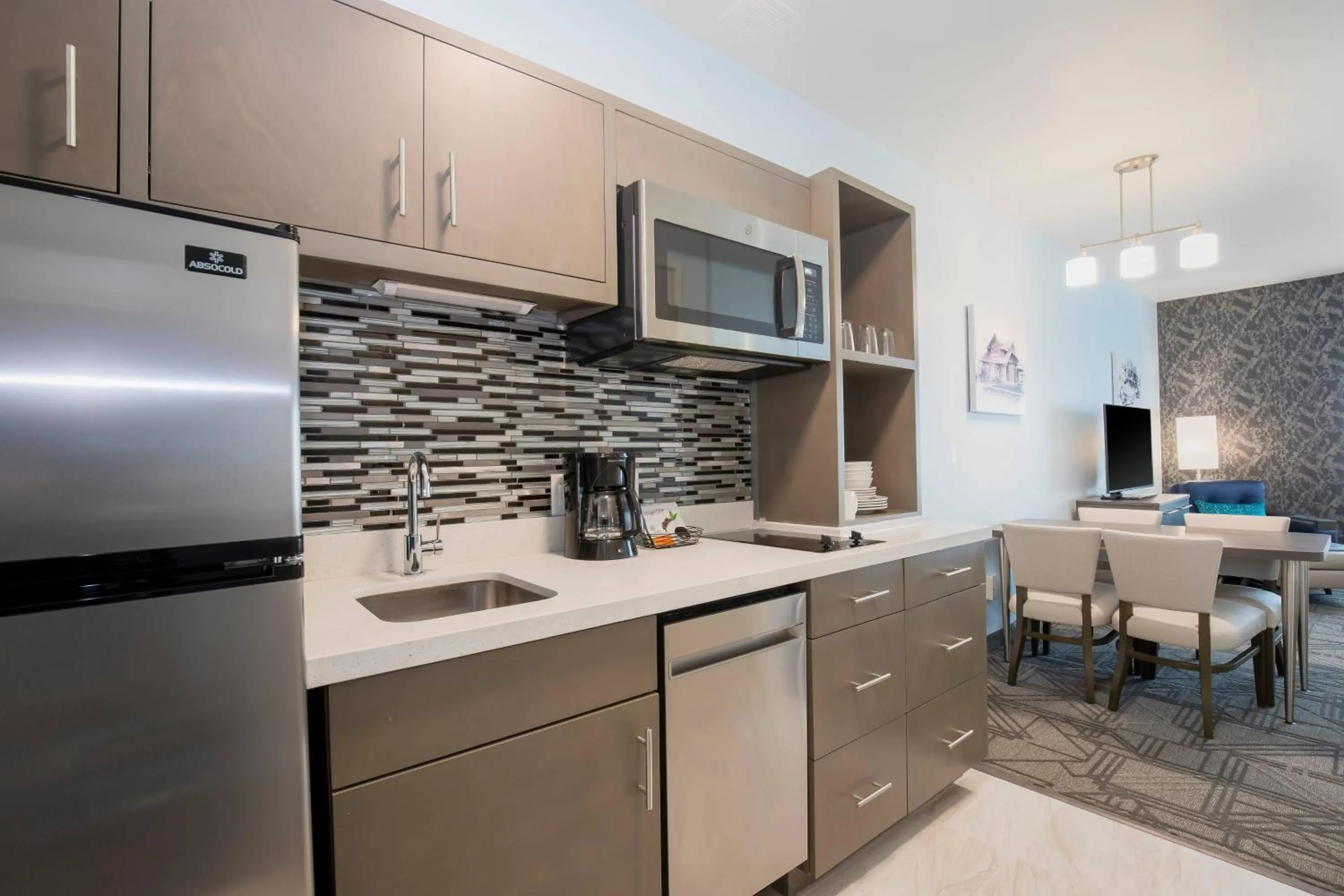 Kitchen or kitchenette in TownePlace Suites Amarillo West/Medical Center