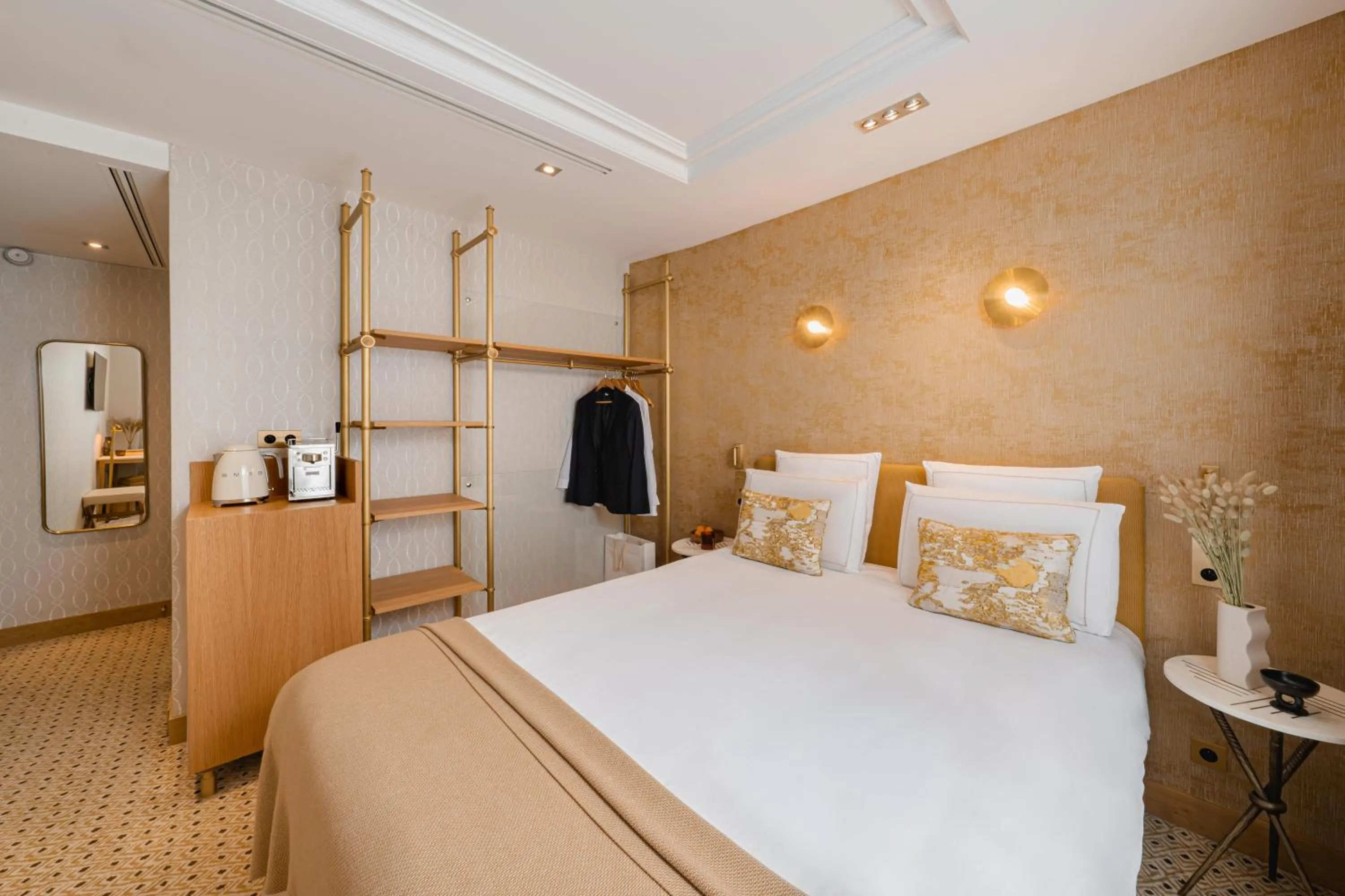 Bed in Hôtel Madison