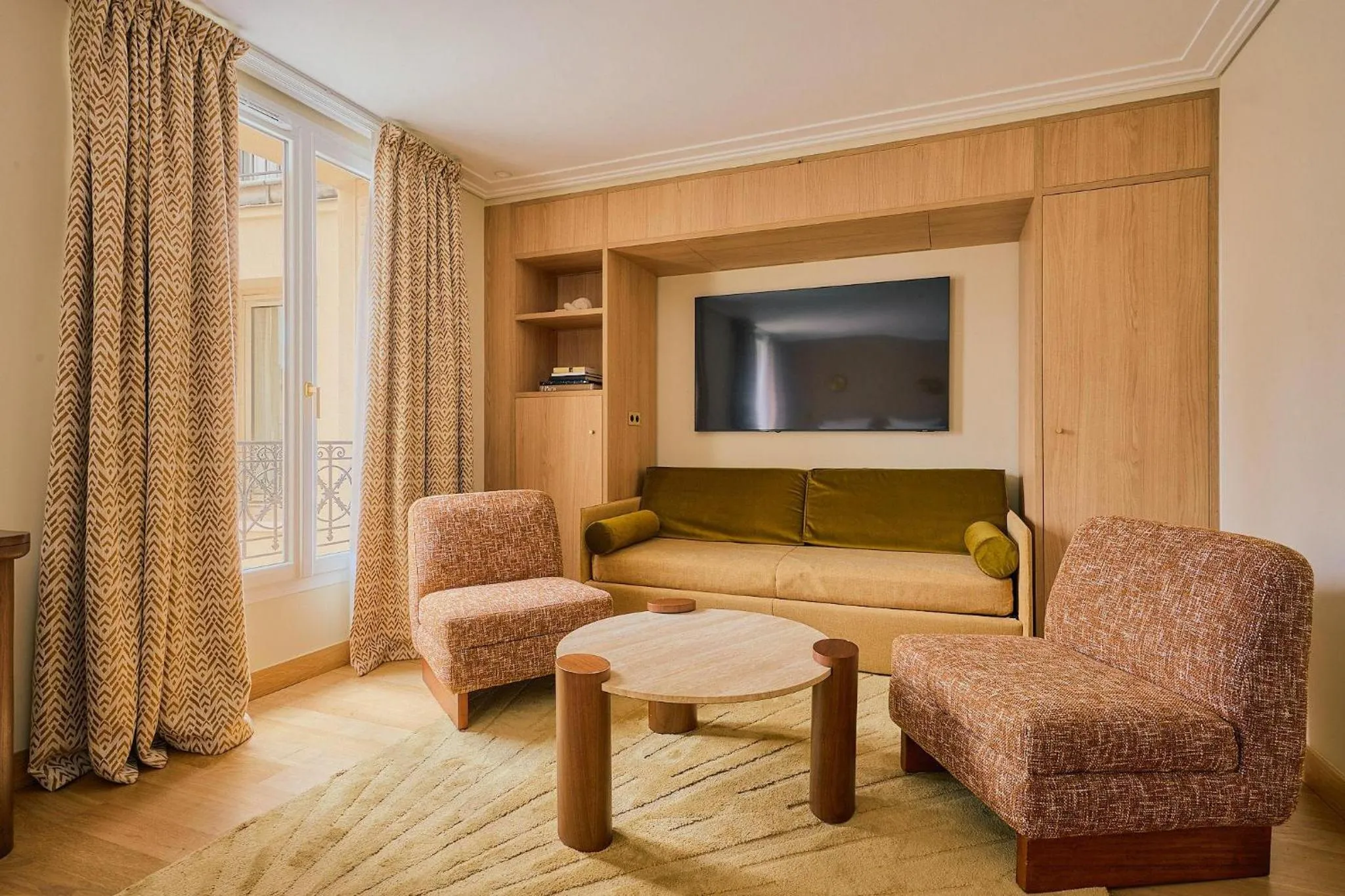 Photo of the whole room in Hôtel Madison