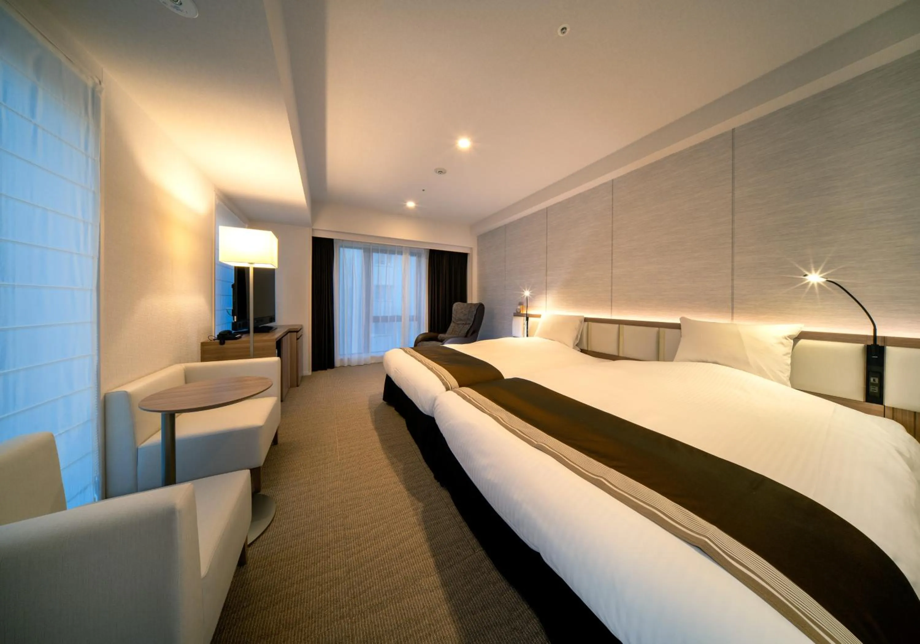 Bedroom, Bed in Daiwa Roynet Hotel Okinawa-Kenchomae