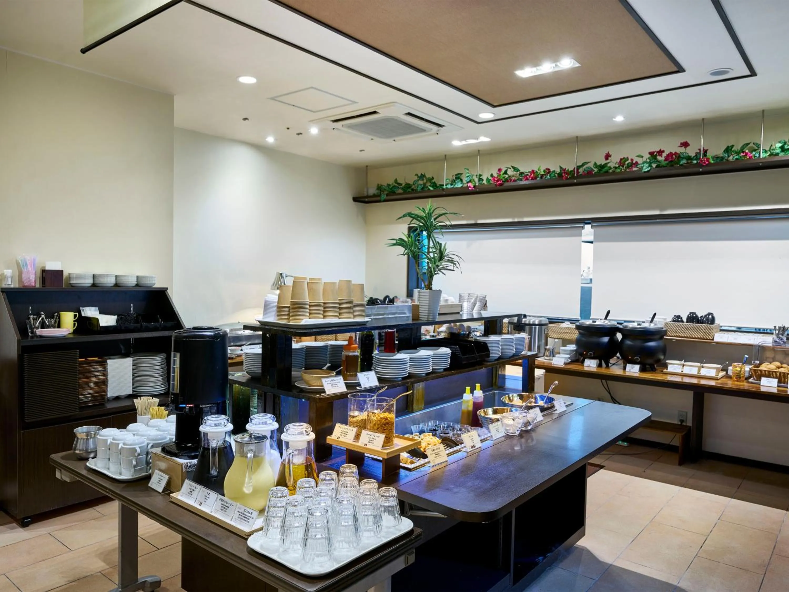 Restaurant/places to eat in Daiwa Roynet Hotel Okinawa-Kenchomae