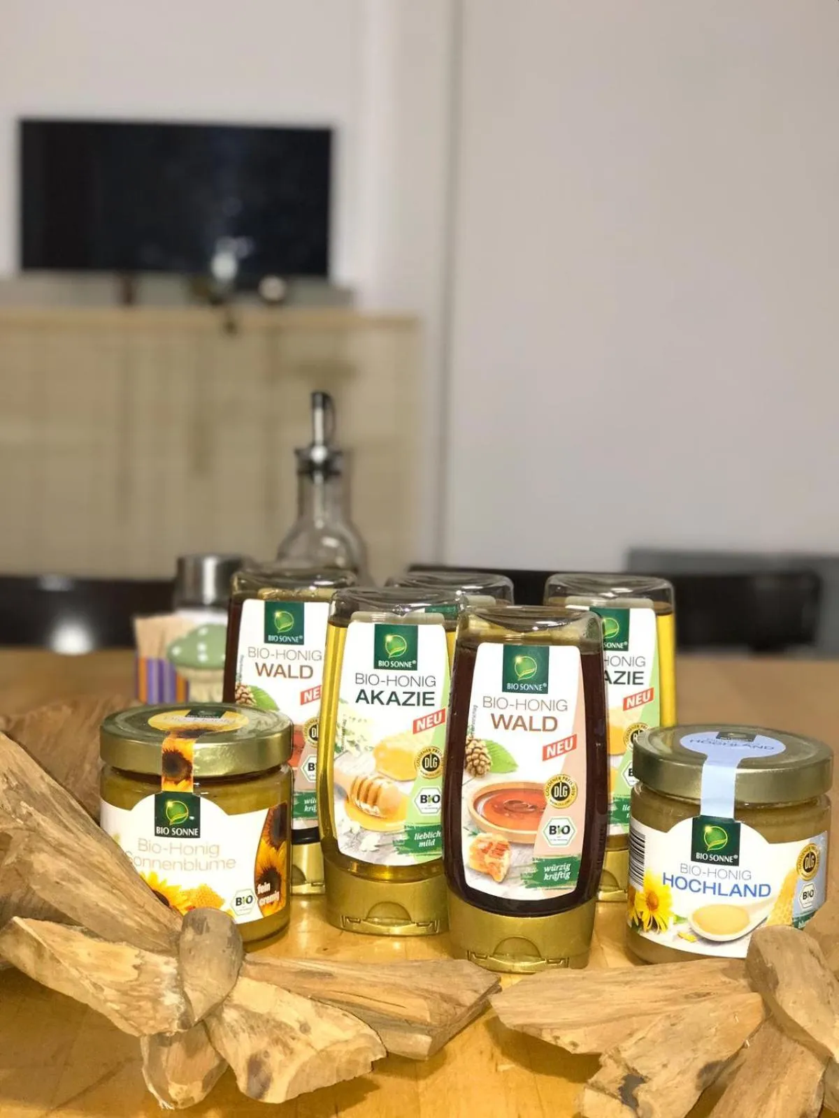 New Hostel Berlin Mitte FREE SNACK hot tea and coffee