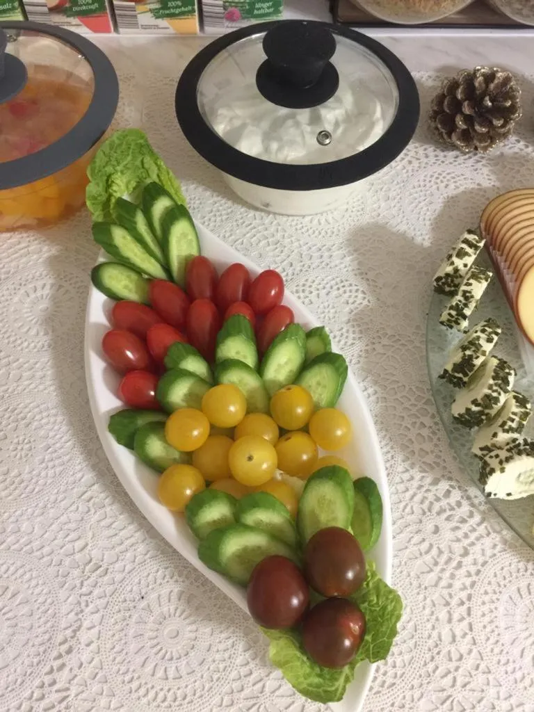 New Hostel Berlin Mitte FREE SNACK hot tea and coffee