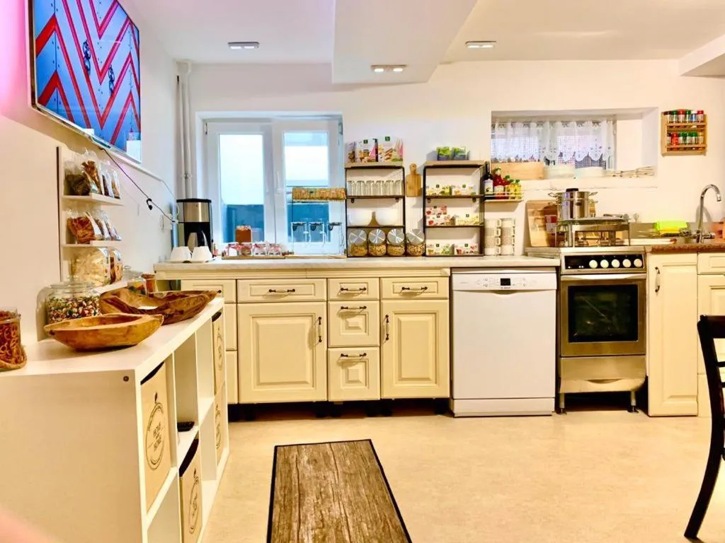 Kitchen or kitchenette in New Hostel Berlin Mitte FREE SNACK hot tea and coffee