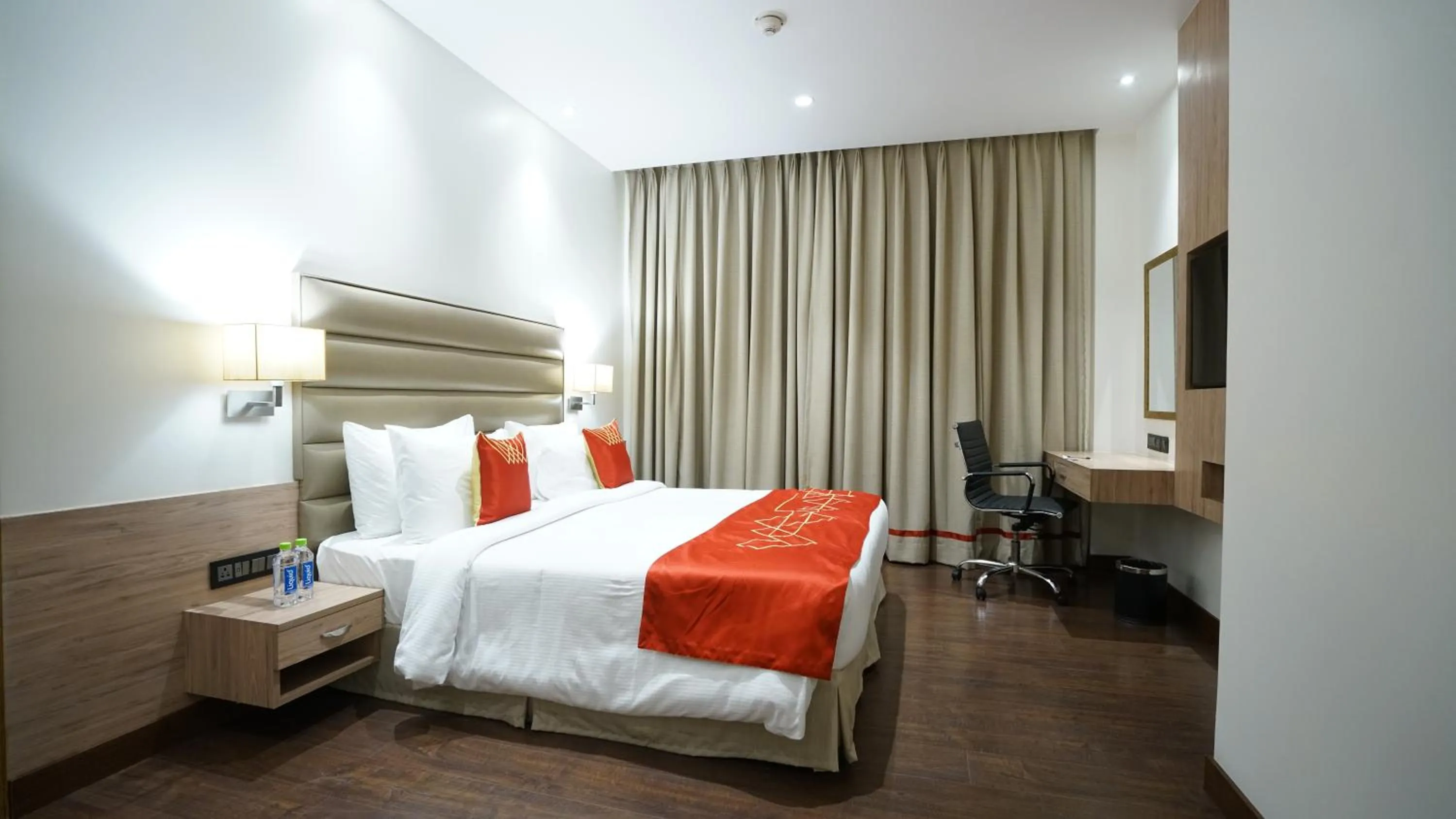 Bedroom, Bed in Ramada by Wyndham Aligarh GT Road