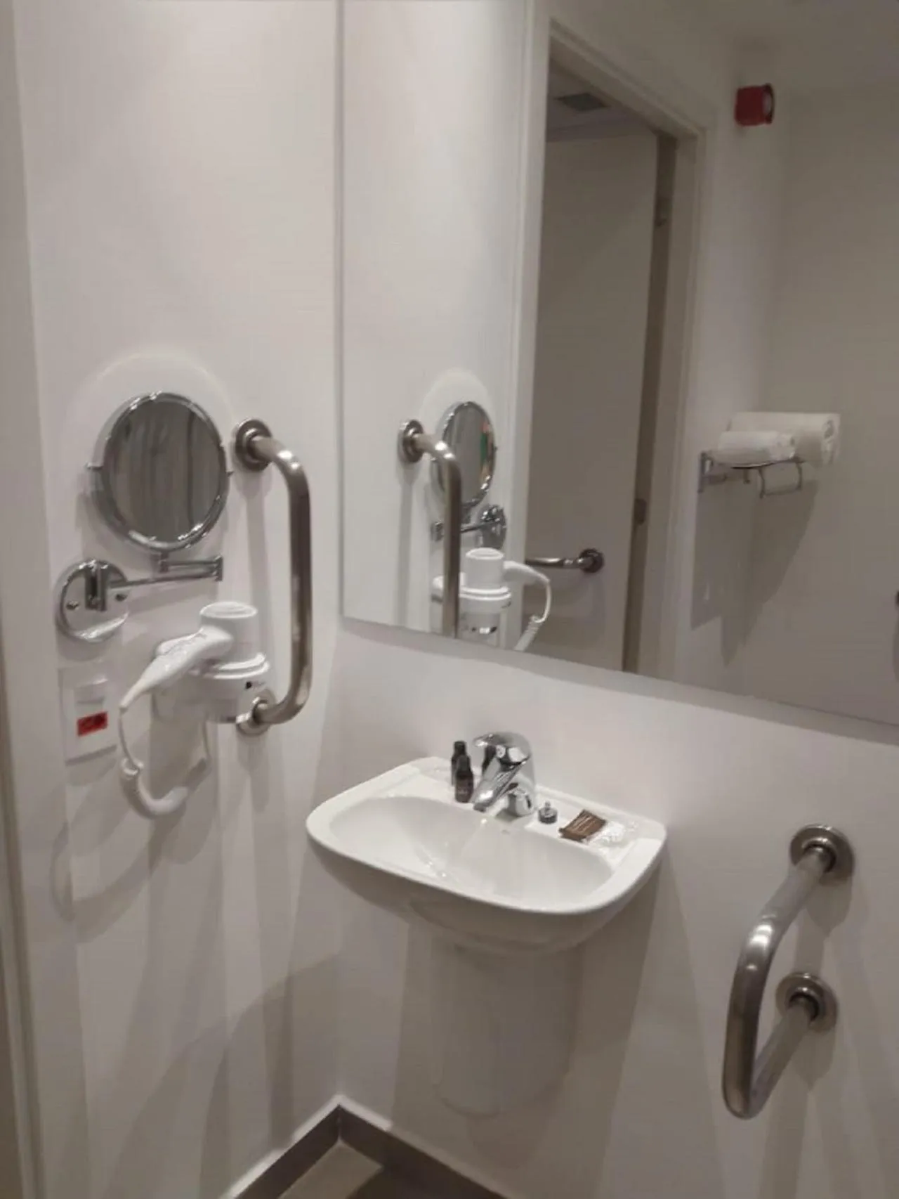 Bathroom in TRYP by Wyndham São Paulo Paulista Paraíso