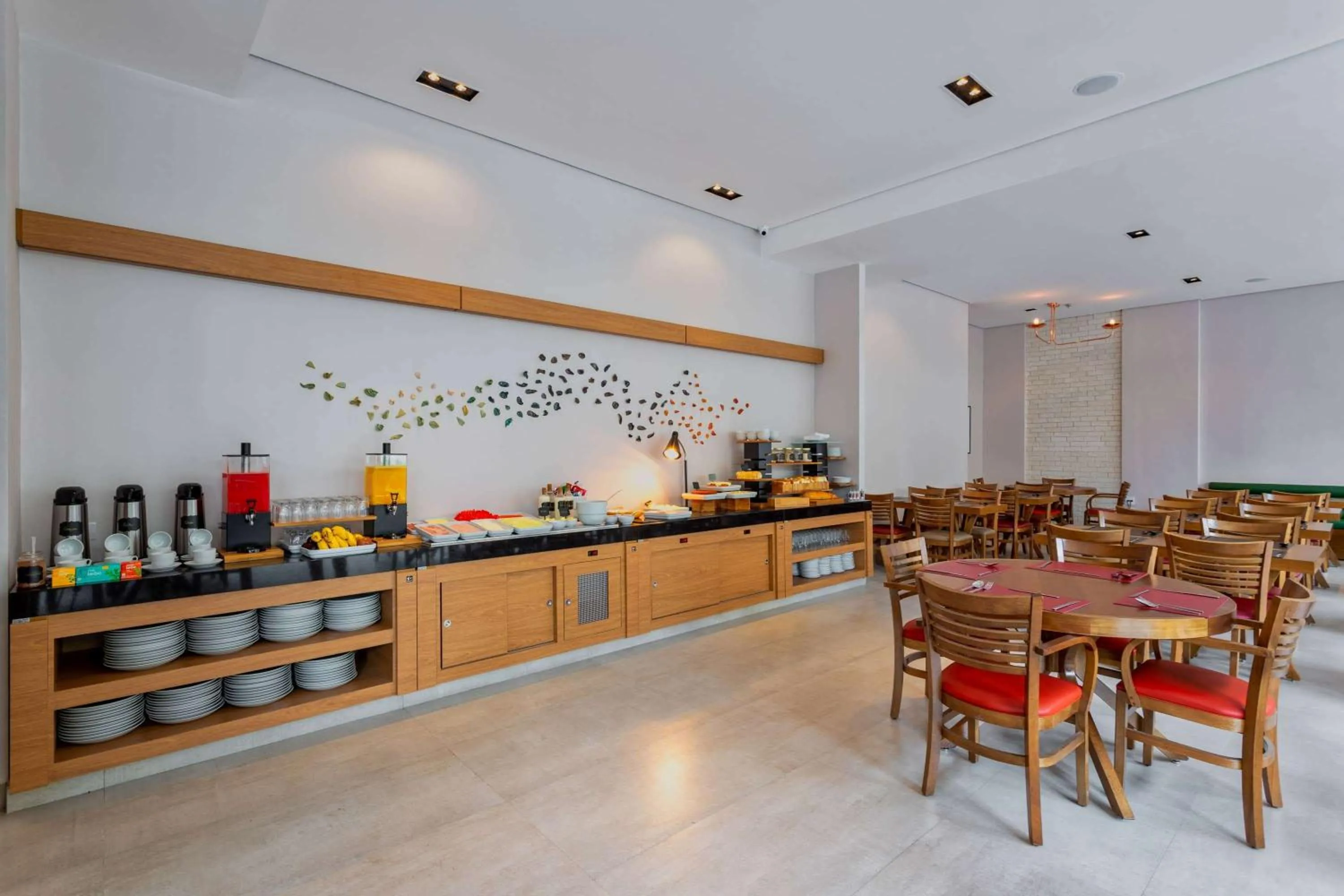 Restaurant/places to eat in TRYP by Wyndham São Paulo Paulista Paraíso