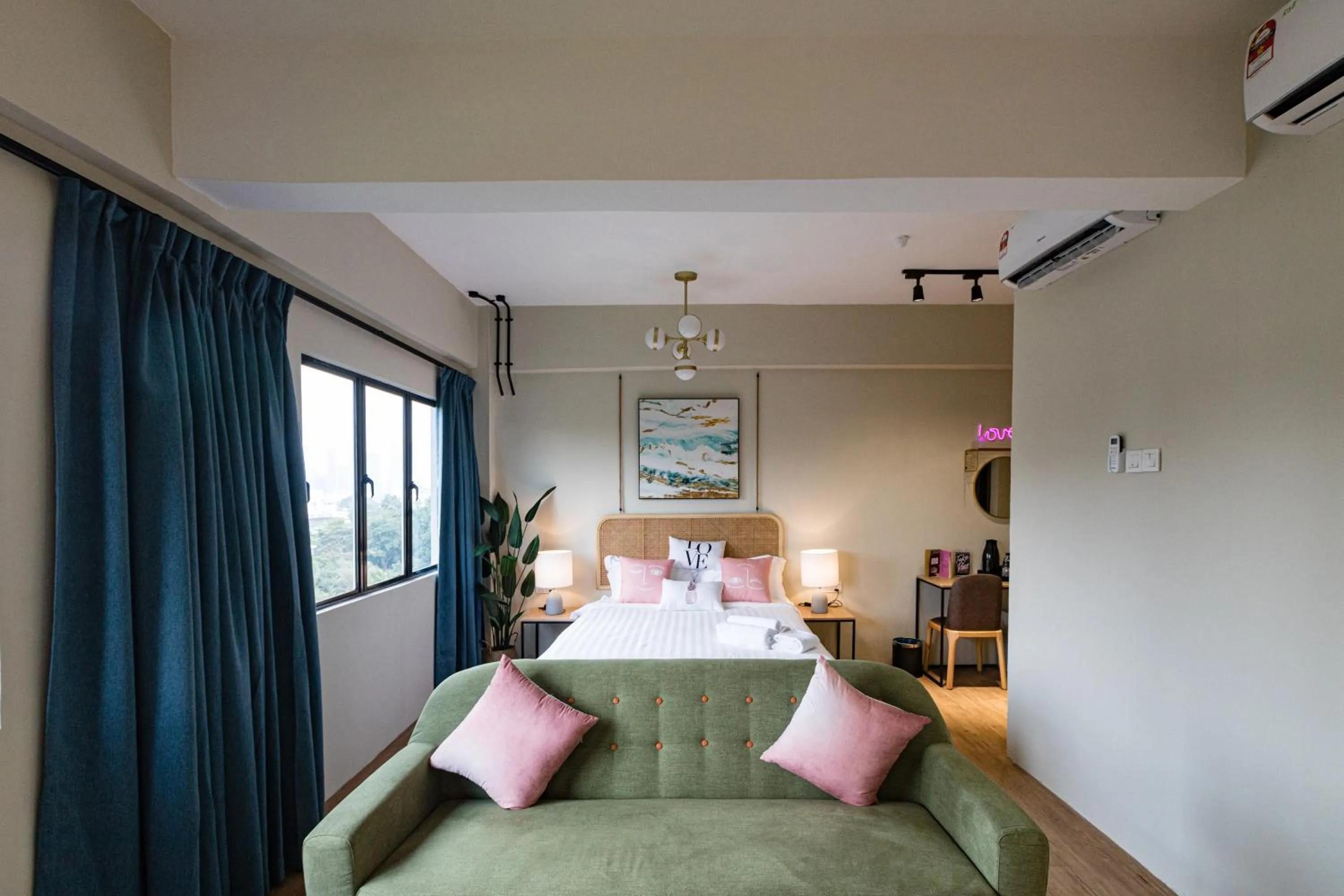 Bedroom, Bed in Urban Living Residence