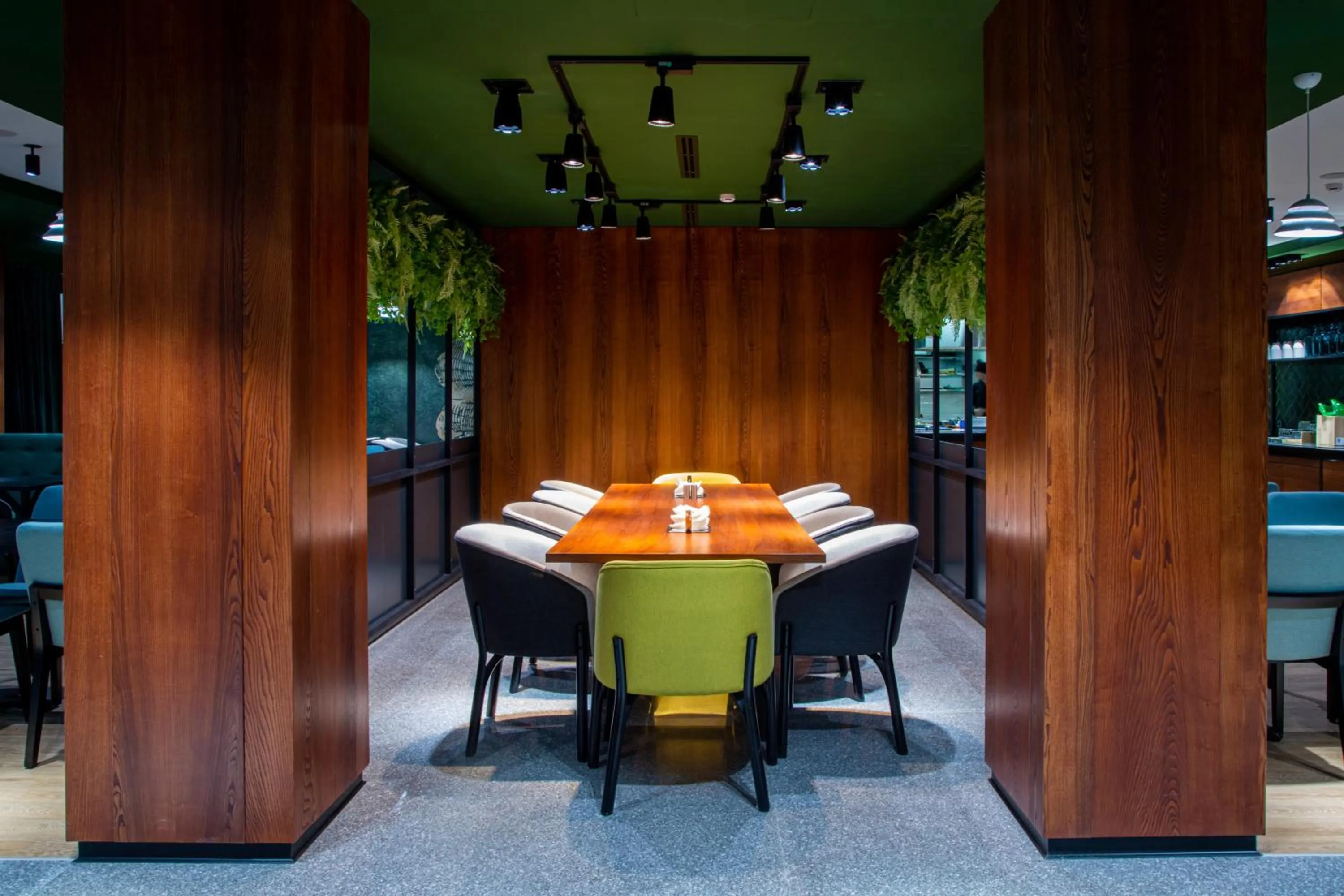 Restaurant/places to eat in Kazzhol Park Hotel Almaty