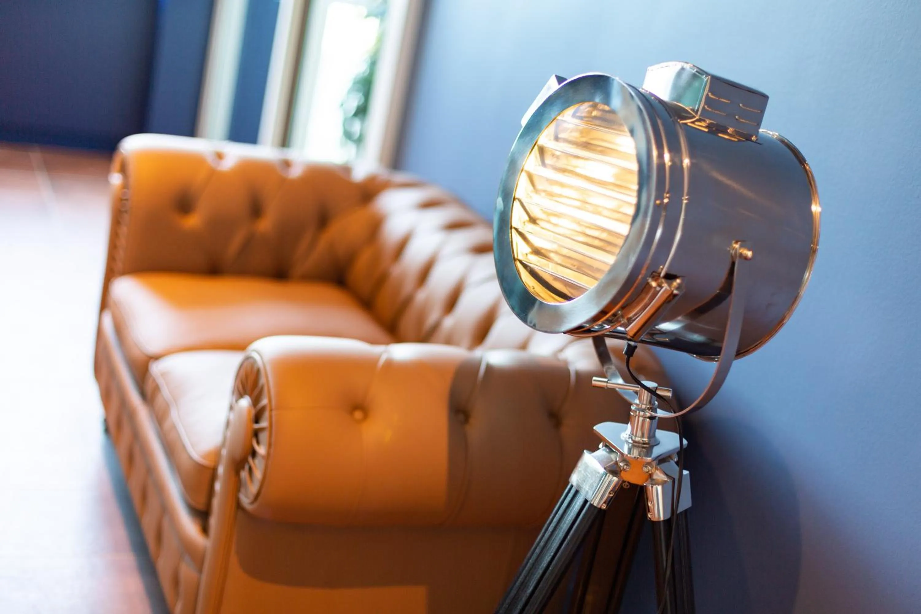 Lounge or bar in ibis Saint Malo Plage