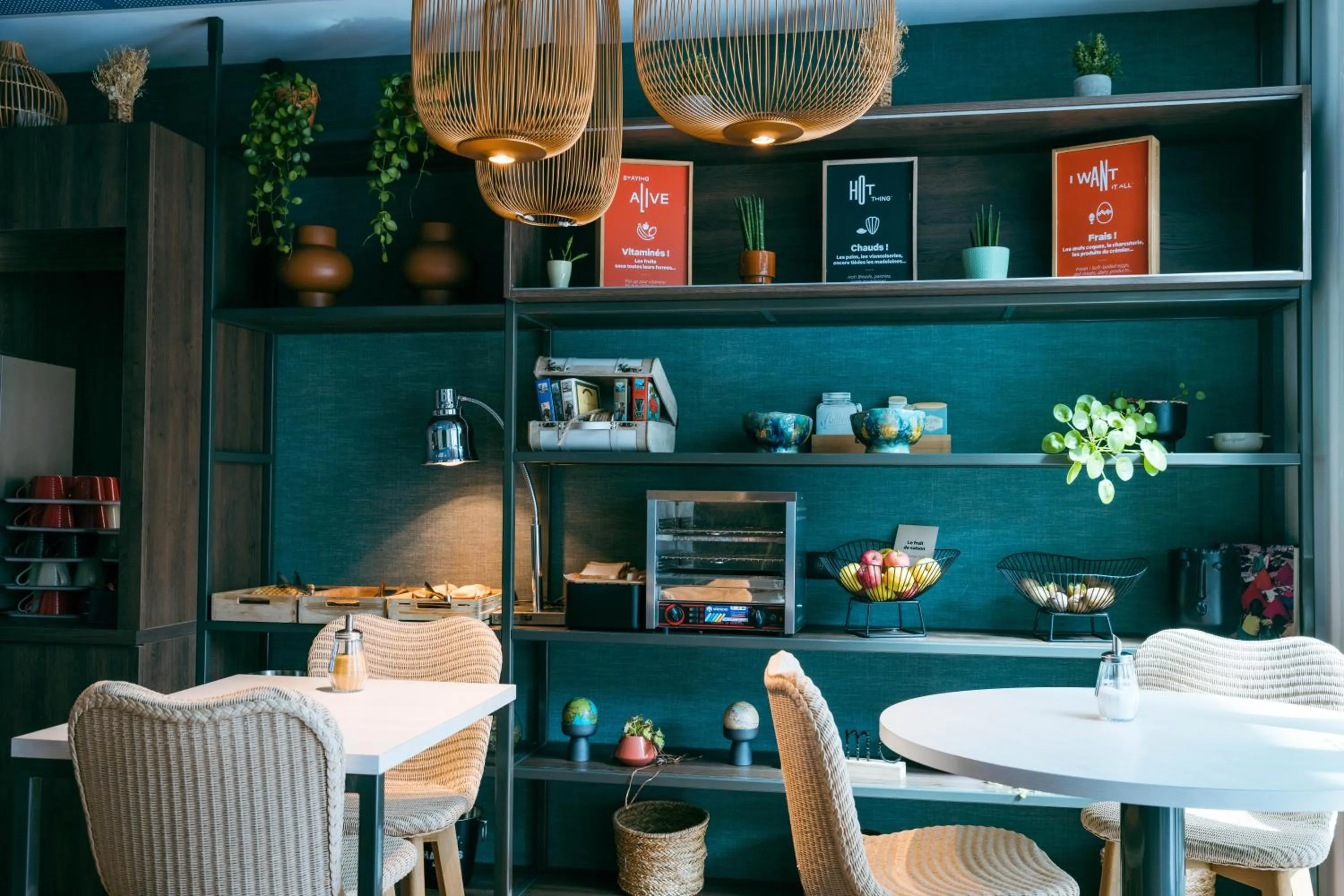 Restaurant/places to eat in ibis Saint Malo Plage