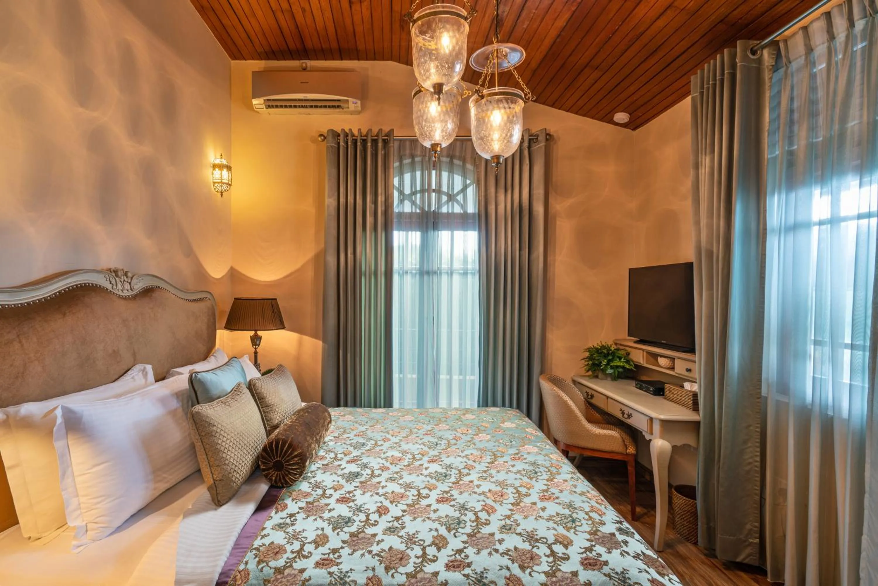 Bedroom, Bed in Clove Villa