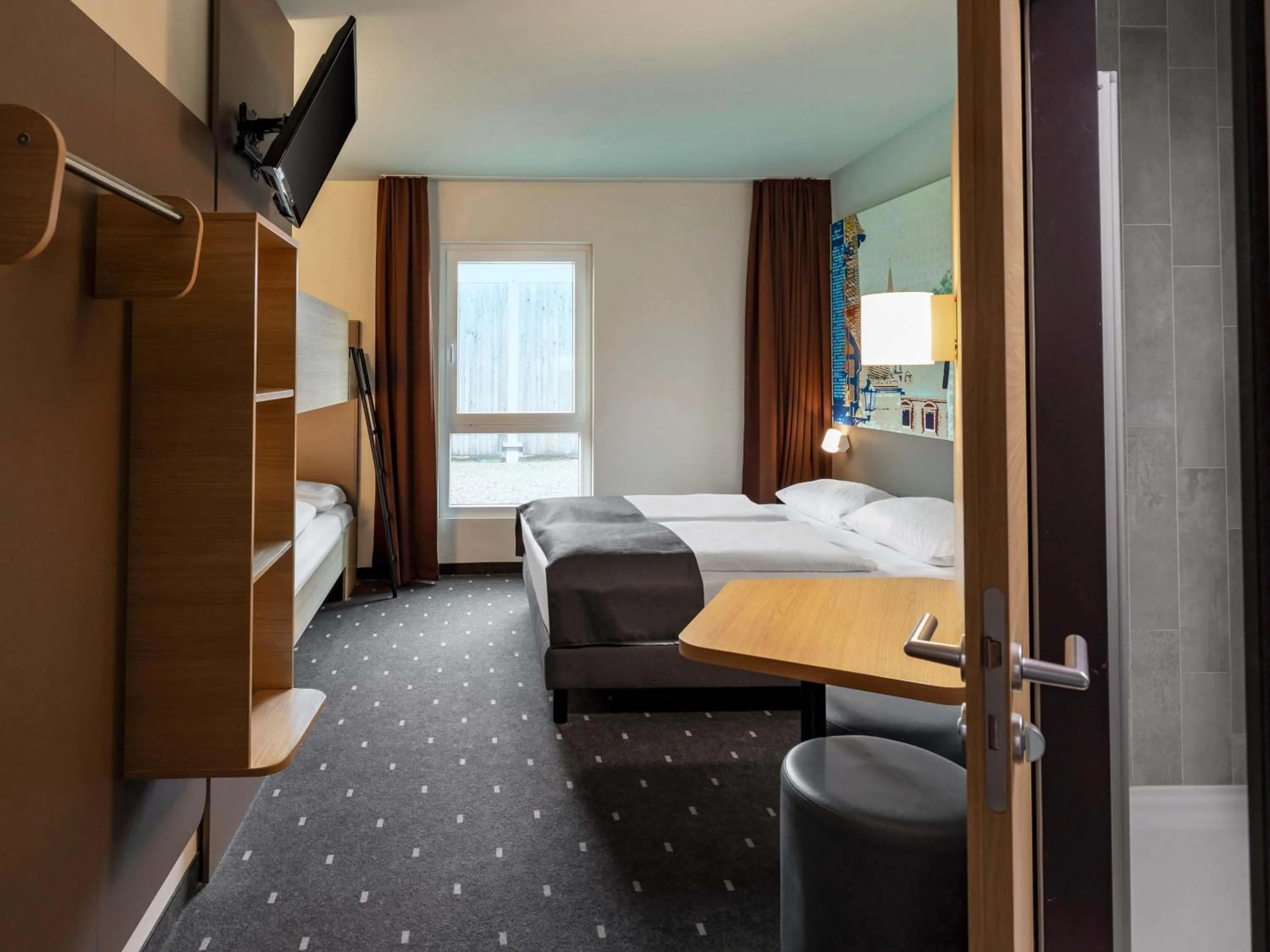 Photo of the whole room, Bed in B&B Hotel Marburg