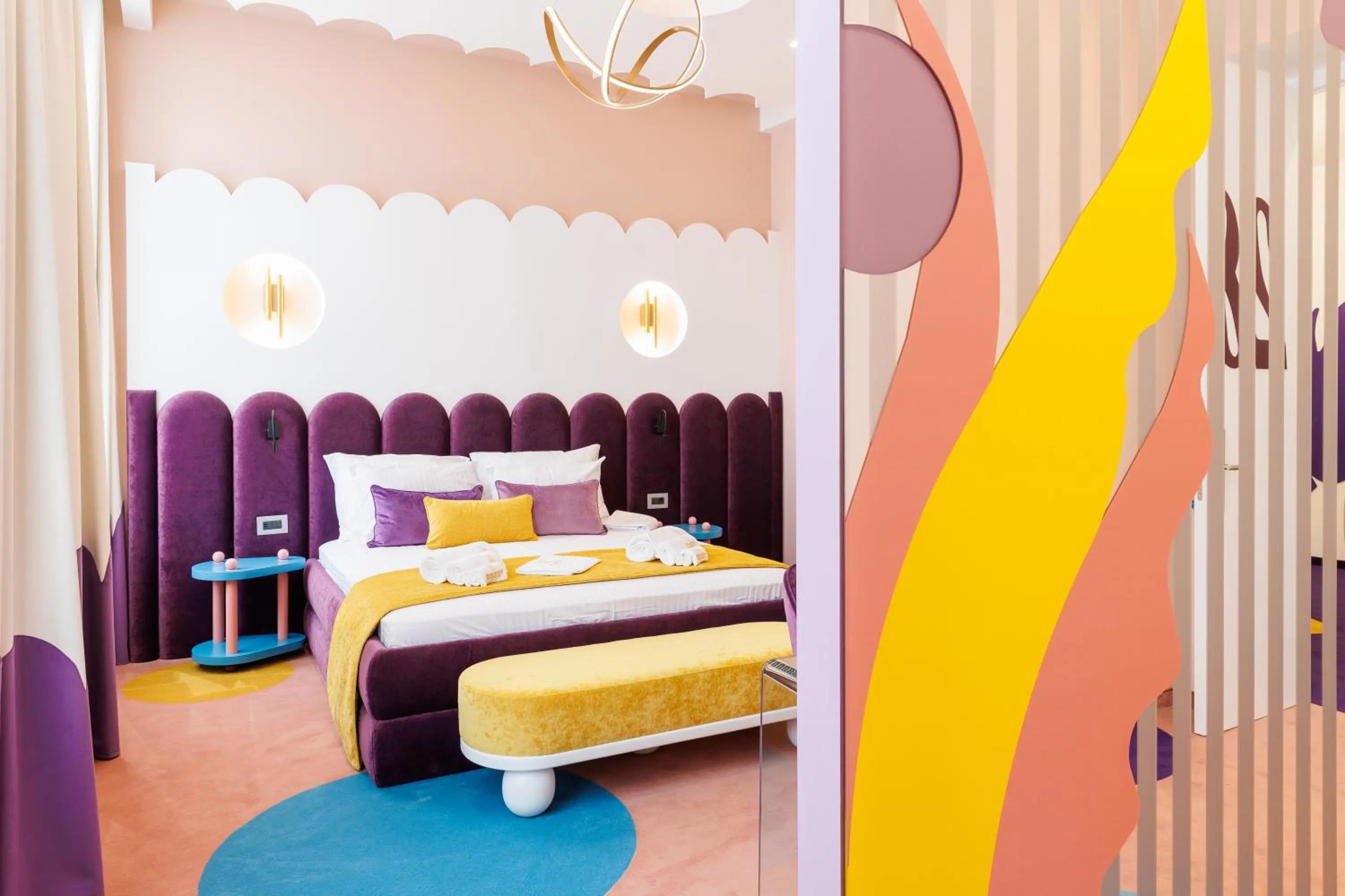 Photo of the whole room, Bed in Vilacrosse Boutique Inn