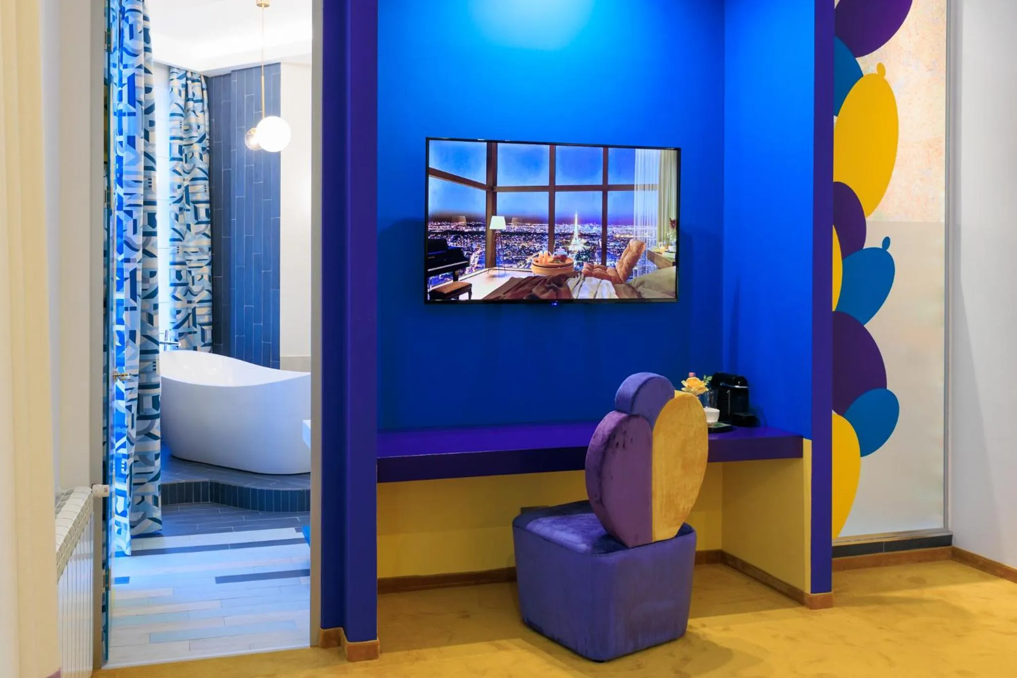 TV and multimedia in Vilacrosse Boutique Inn