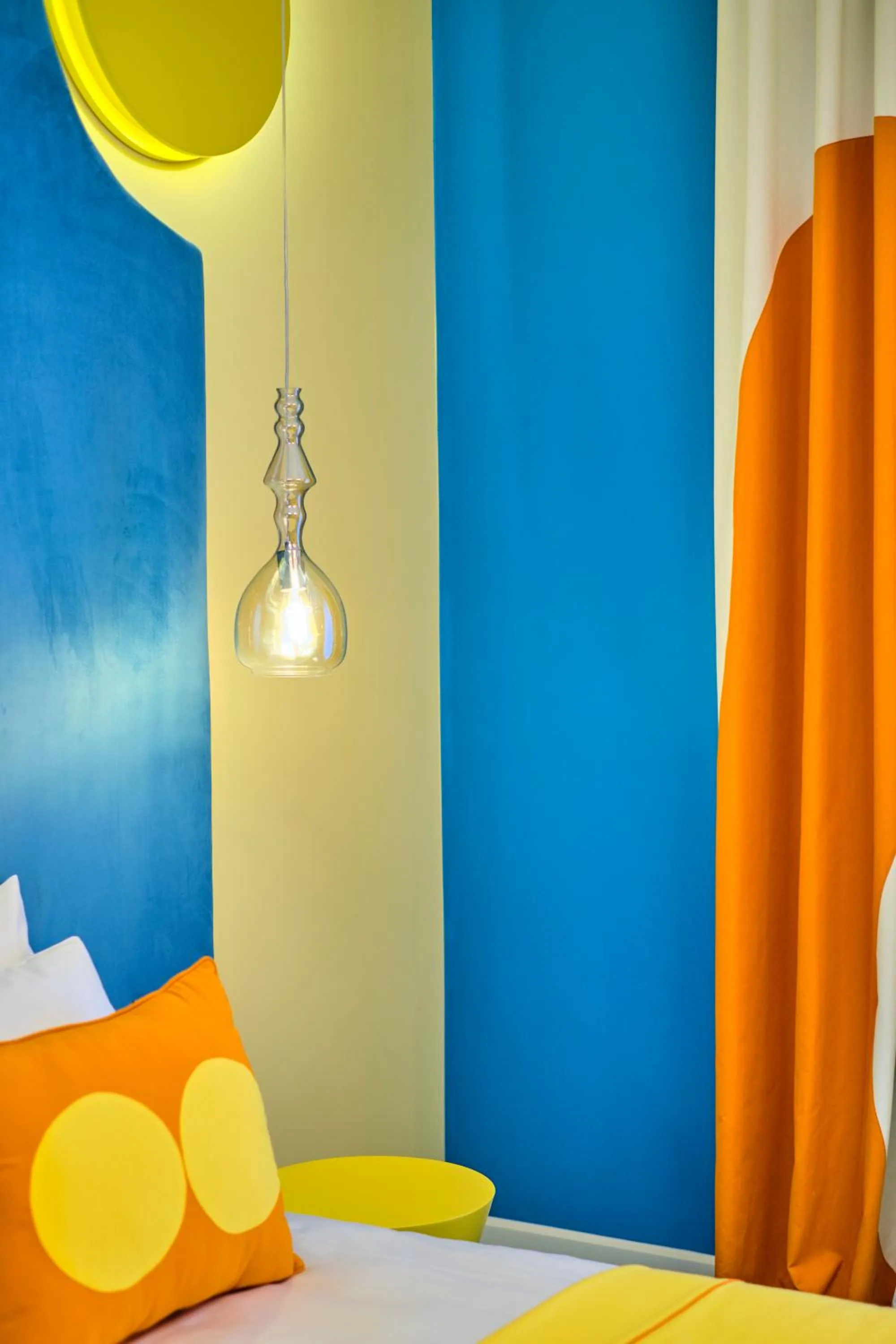 Decorative detail, Bed in Vilacrosse Boutique Inn