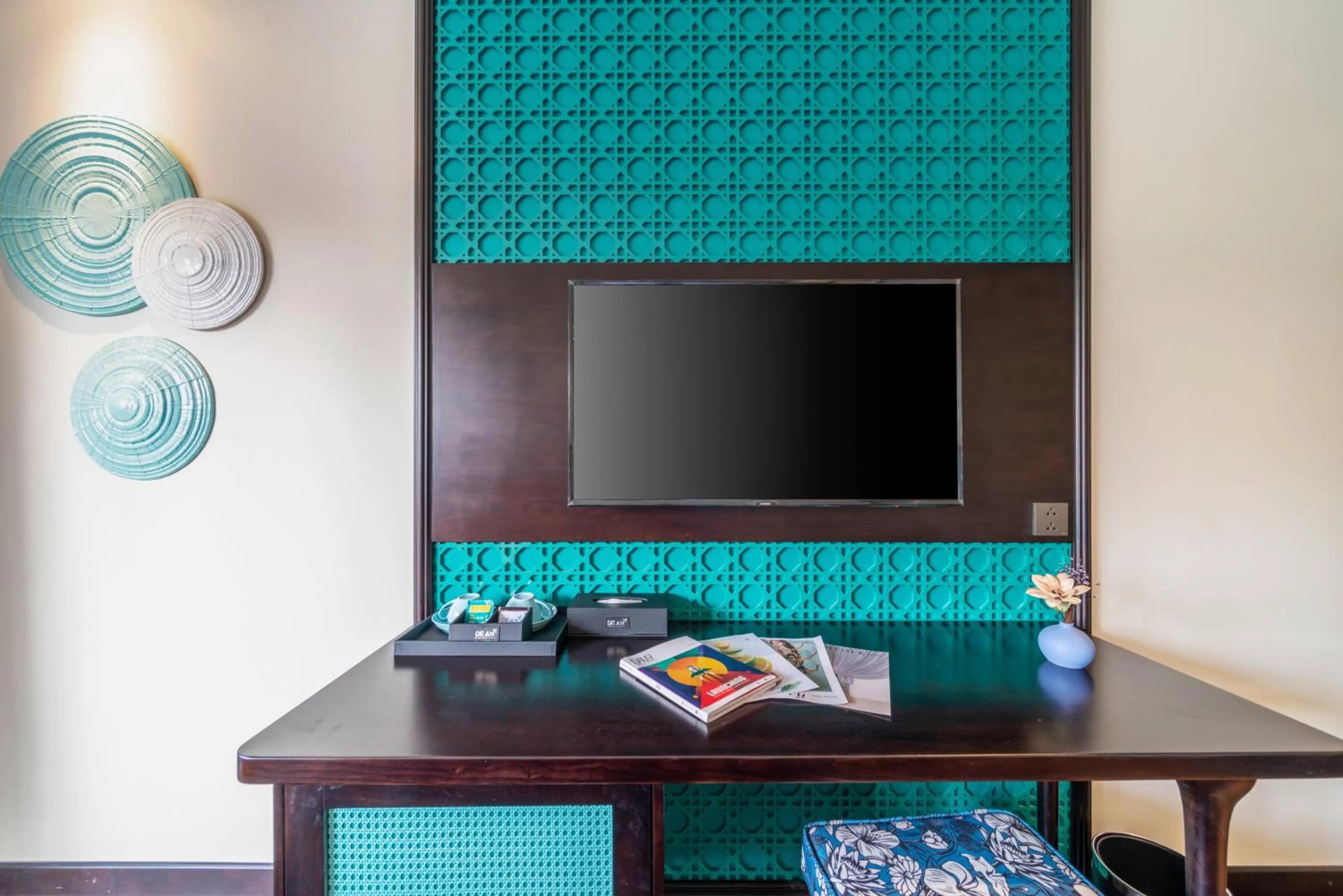 TV and multimedia in De An Hotel