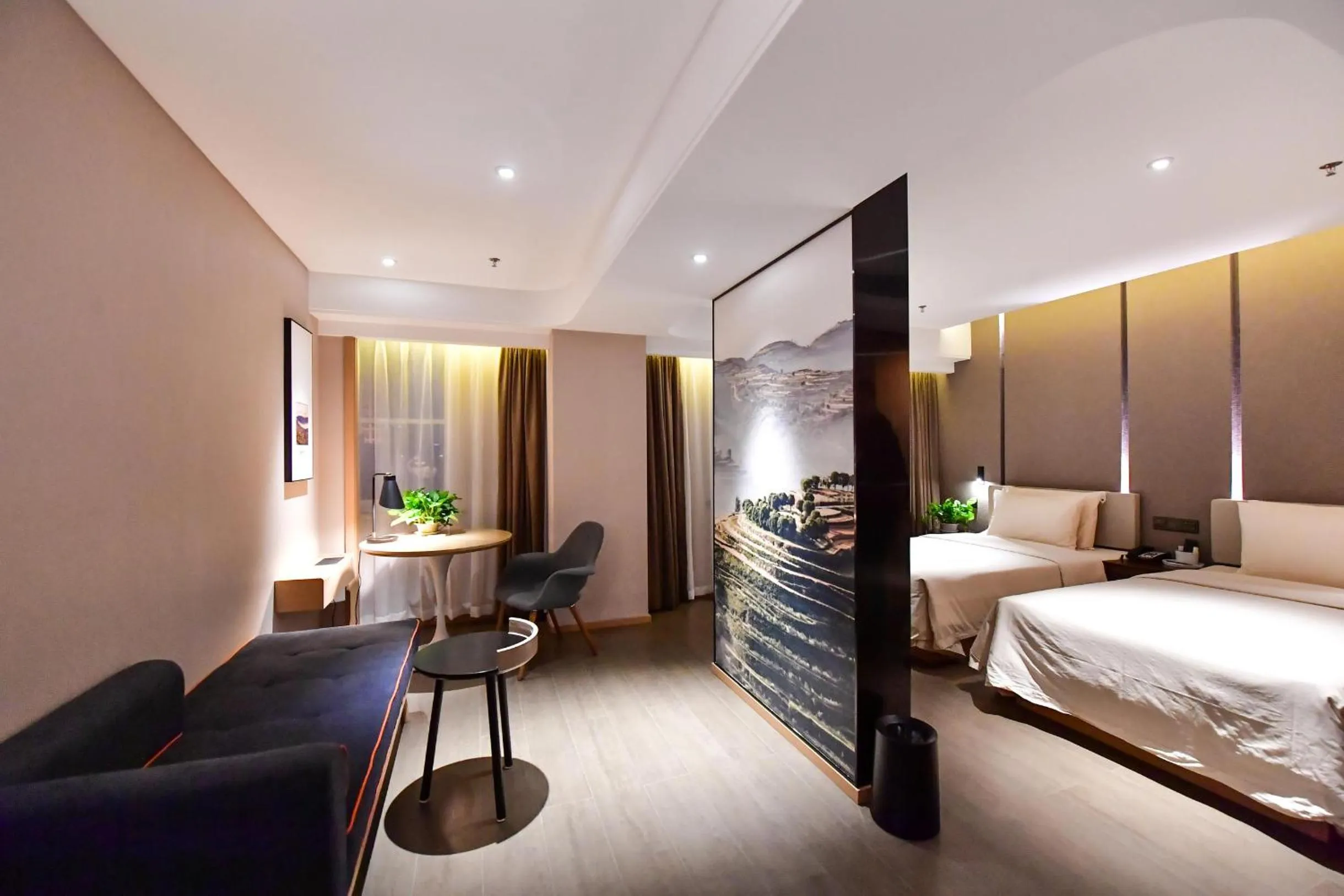 Atour Hotel Yinchuan Gulou Pedestrian Street