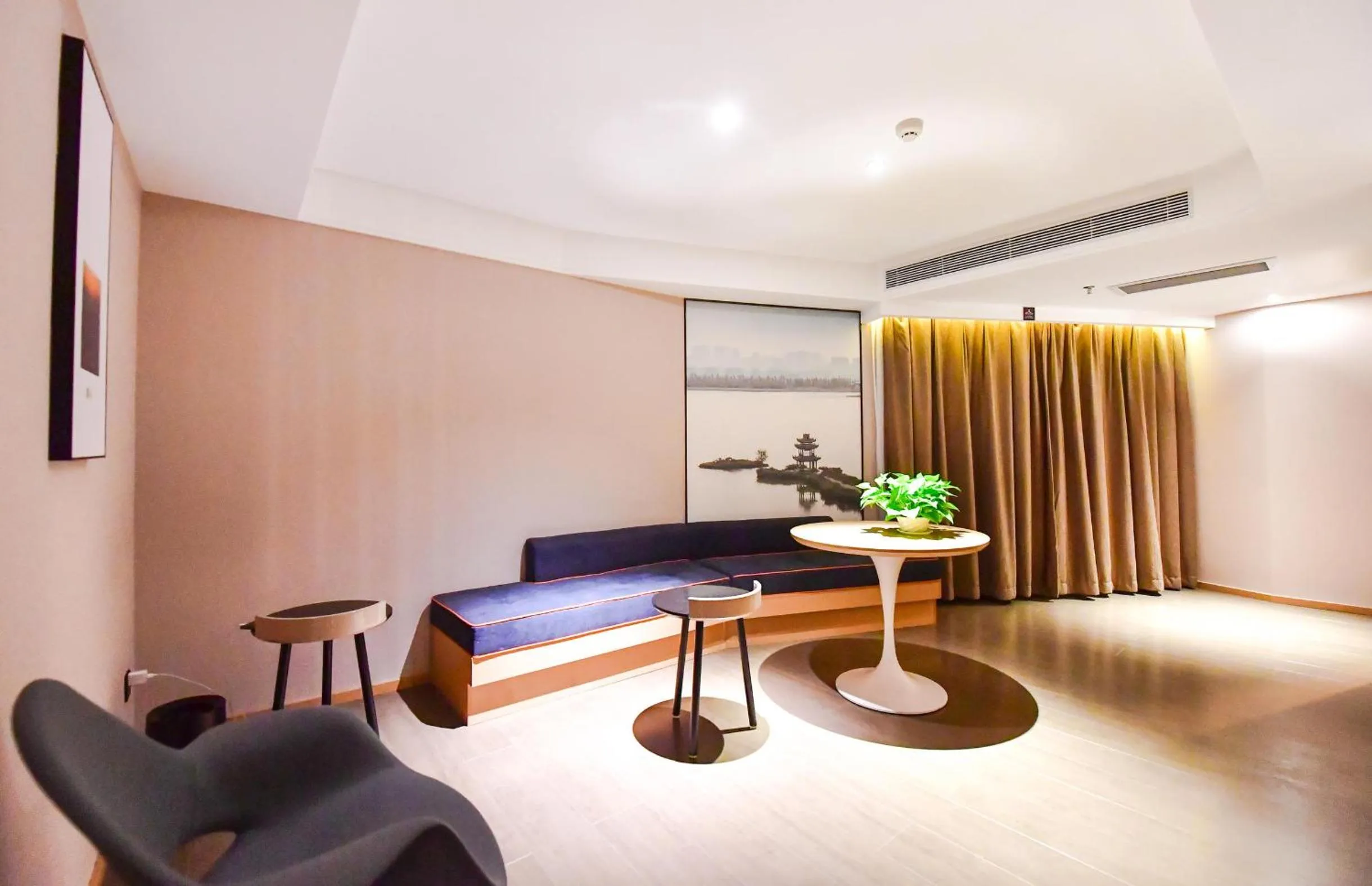 Atour Hotel Yinchuan Gulou Pedestrian Street