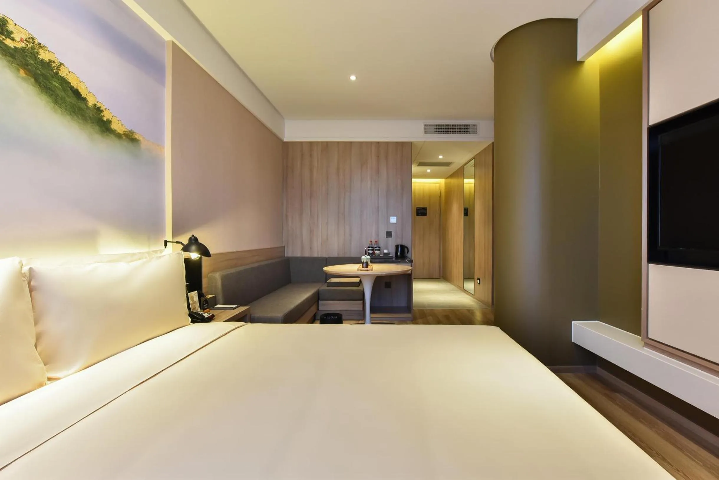 Bed in Atour Hotel Zhongguancun Yongfeng Base Beijing