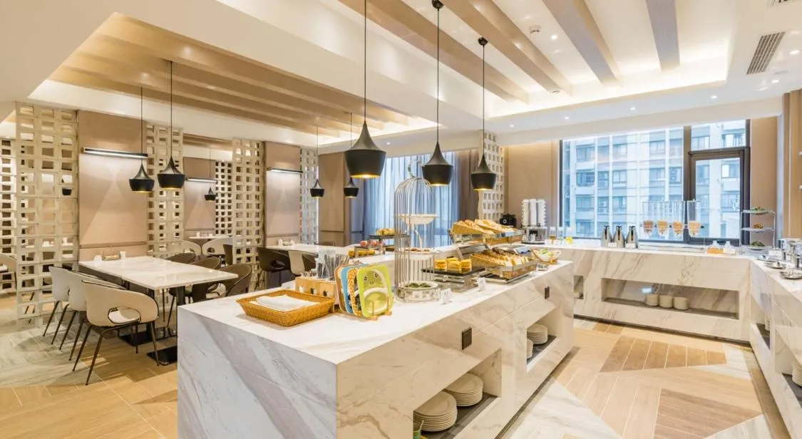 Atour Hotel Hefei South Railway Station