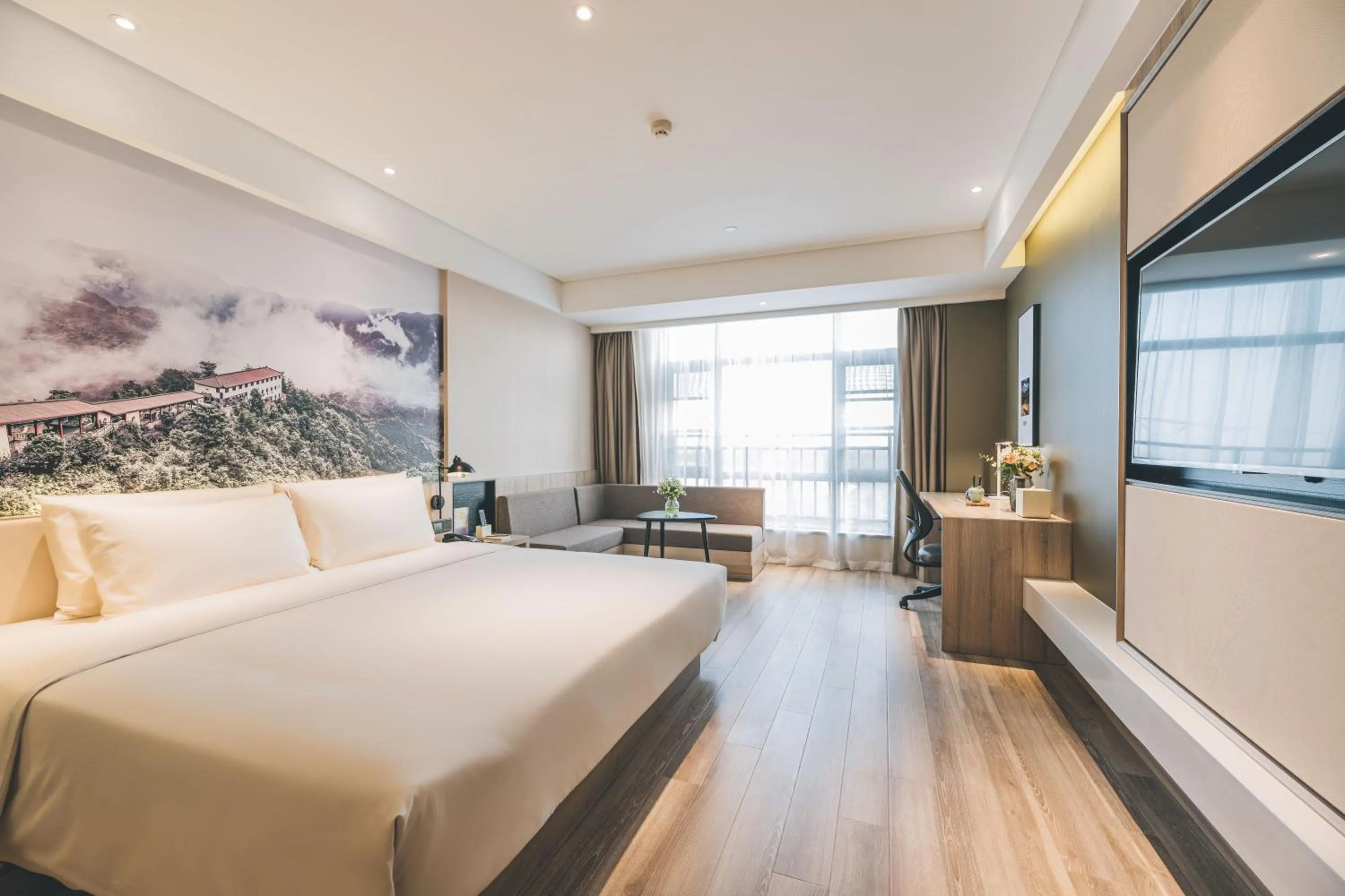 Photo of the whole room, Bed in Atour Hotel Ningbo Airport Yinzhou Avenue