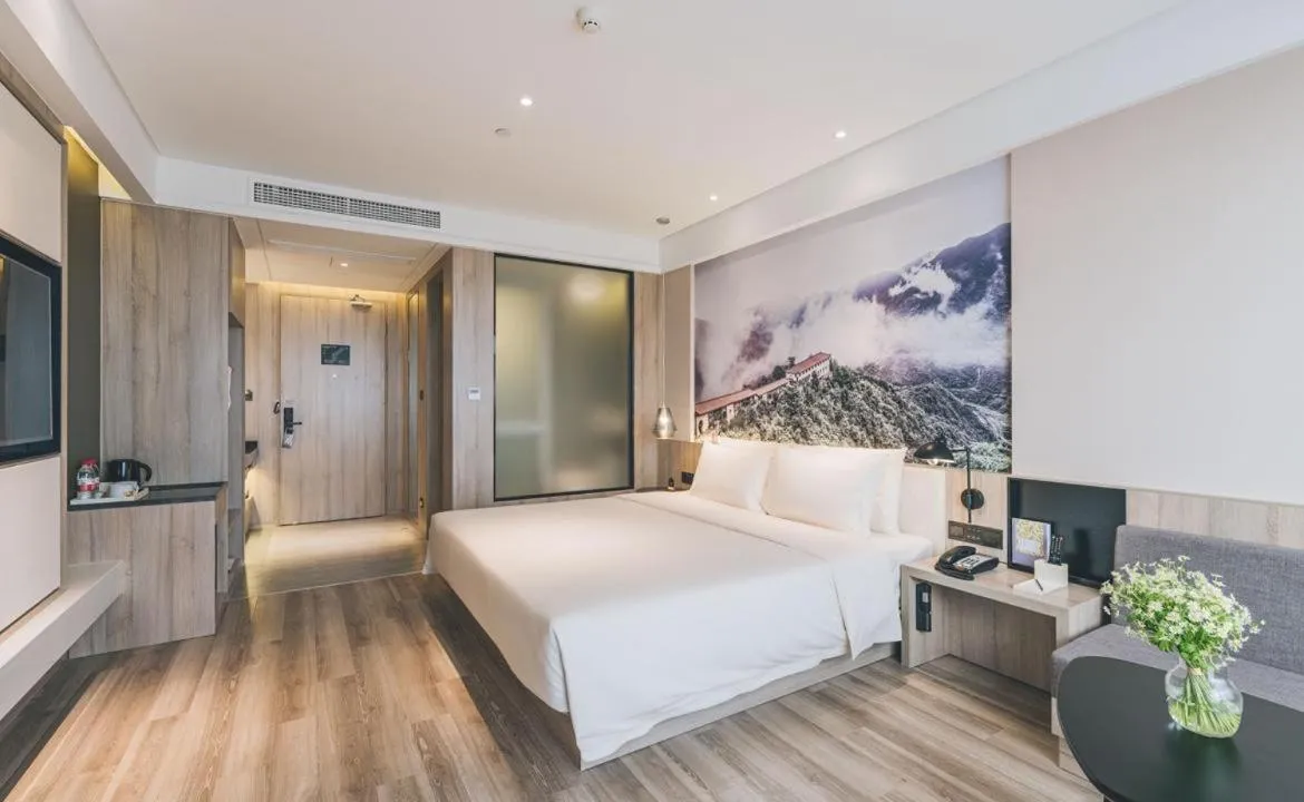 Bed in Atour Hotel Ningbo Airport Yinzhou Avenue