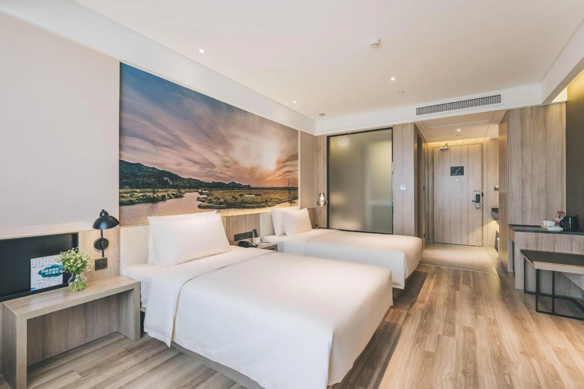 Bed in Atour Hotel Ningbo Airport Yinzhou Avenue