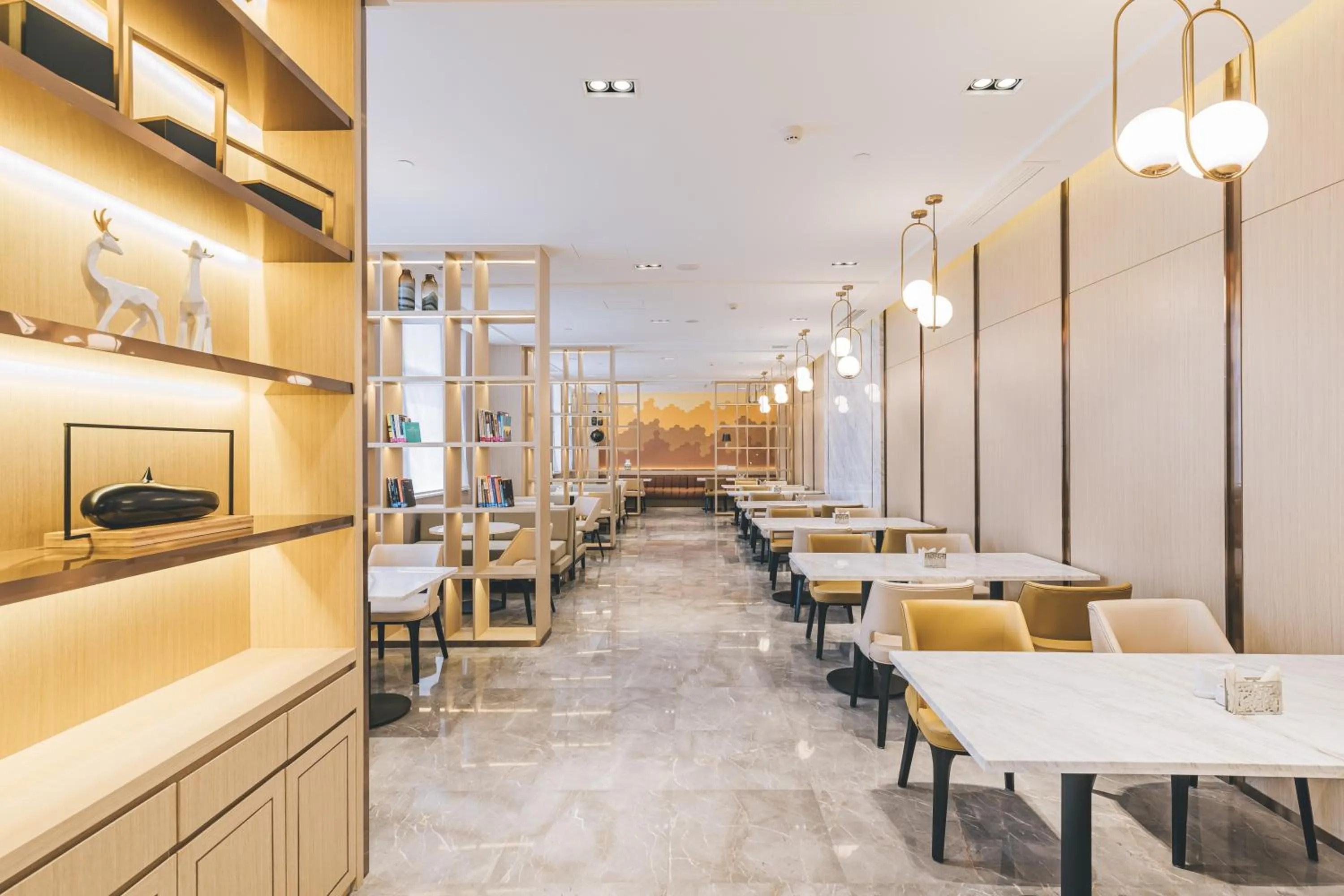 Restaurant/places to eat in Atour Hotel Ningbo Airport Yinzhou Avenue