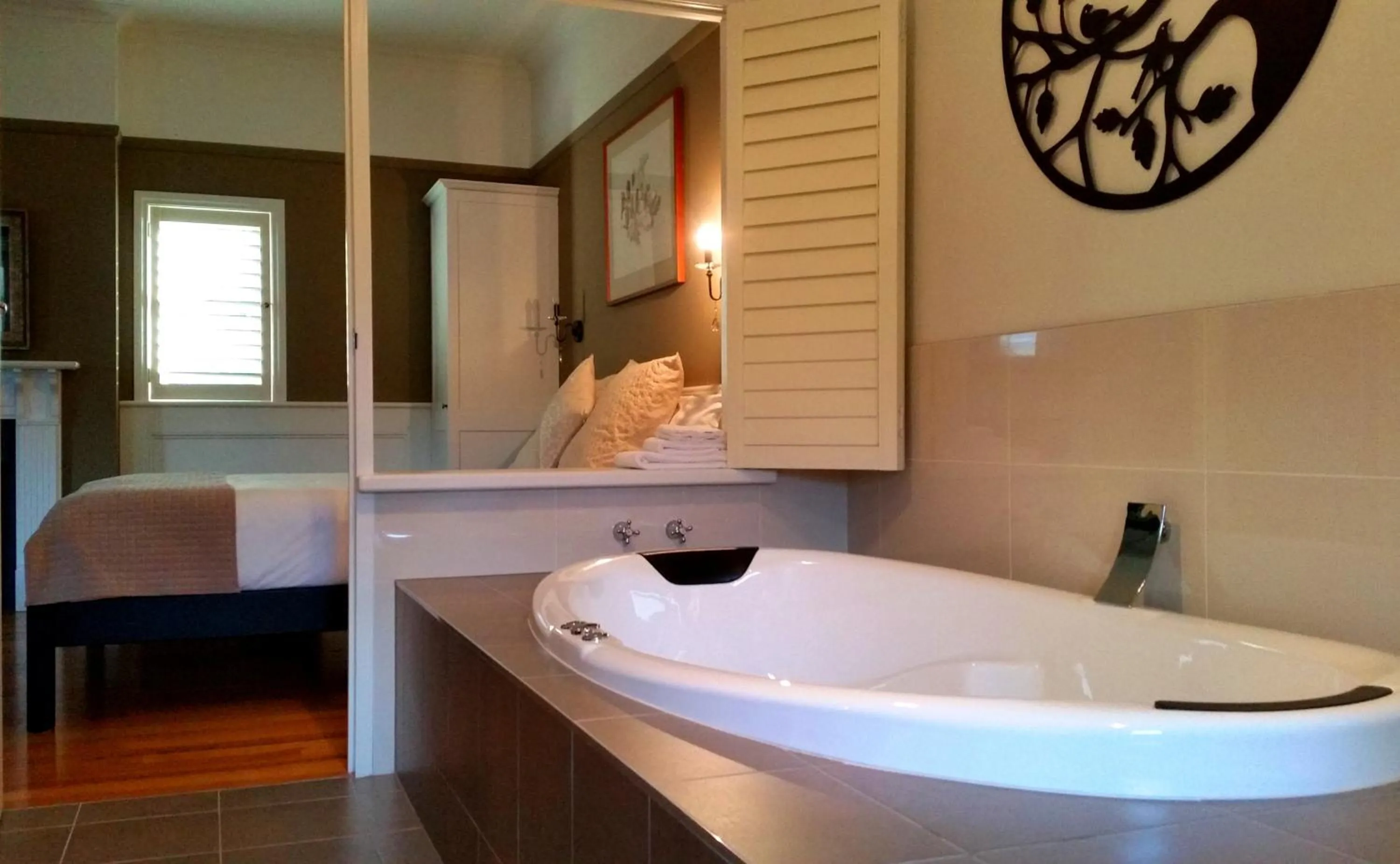 Bathroom in Marysville Garden Cottages