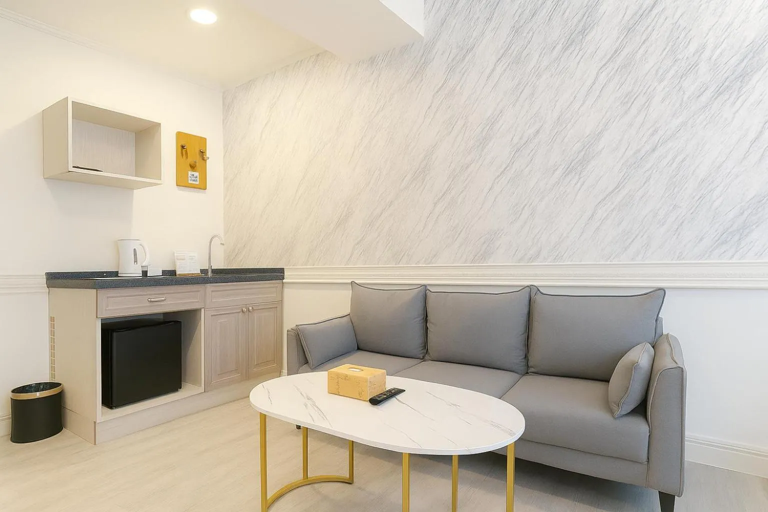 Kitchen or kitchenette in Elizabeth Hotel