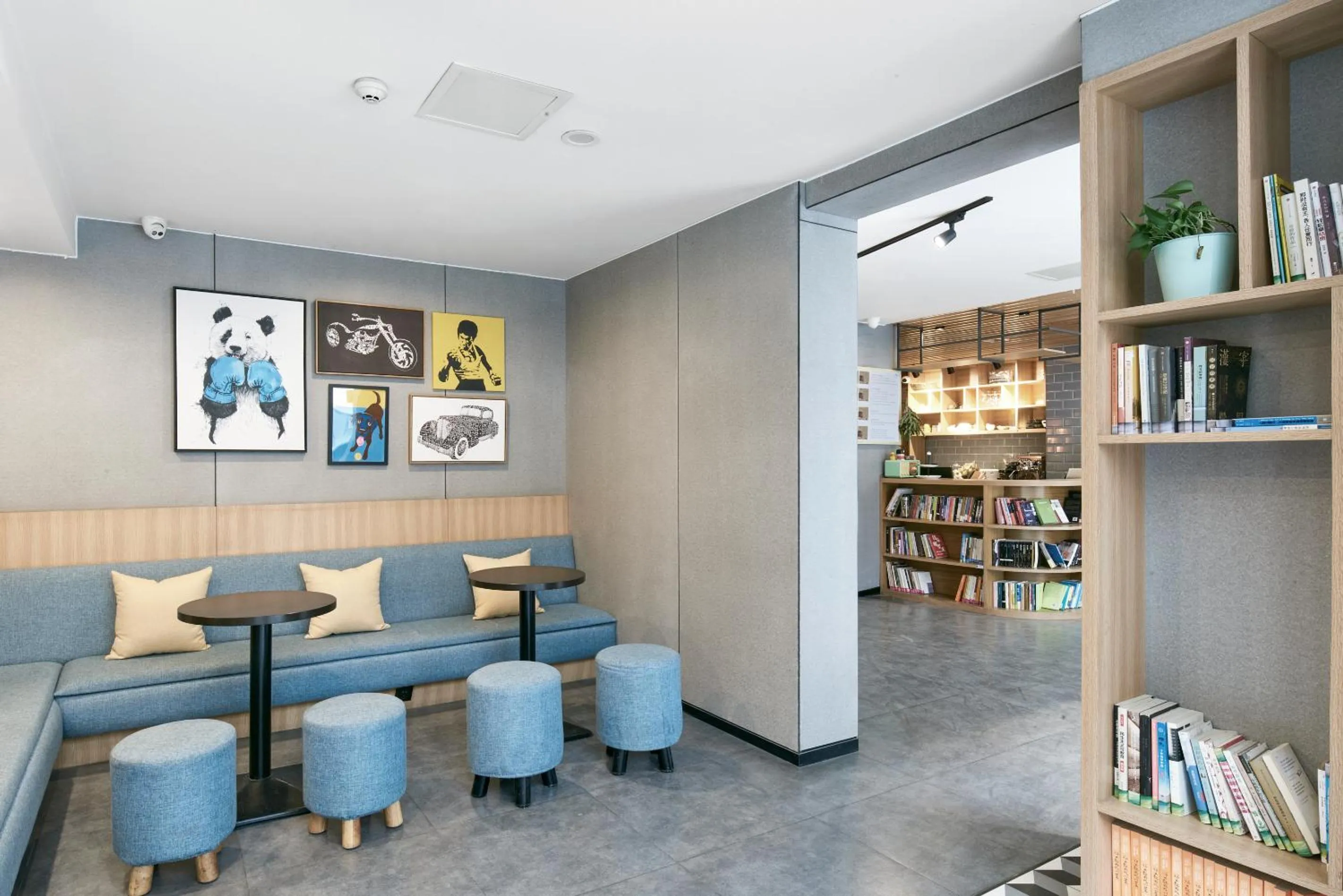 Seating area in Atour Light (Chengdu Jinli)