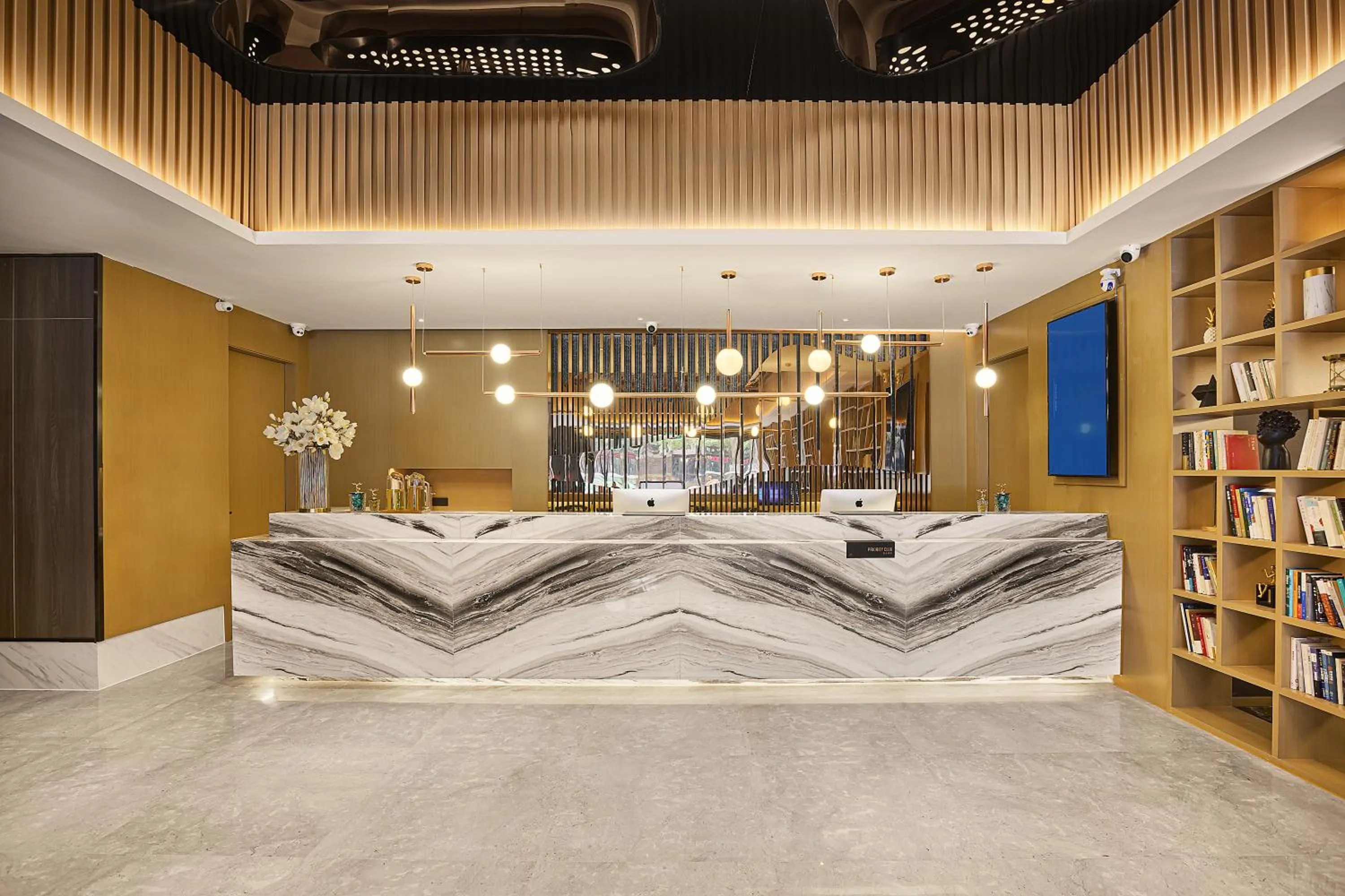 Property building in Atour Hotel Chengdu Yulin Huaxi