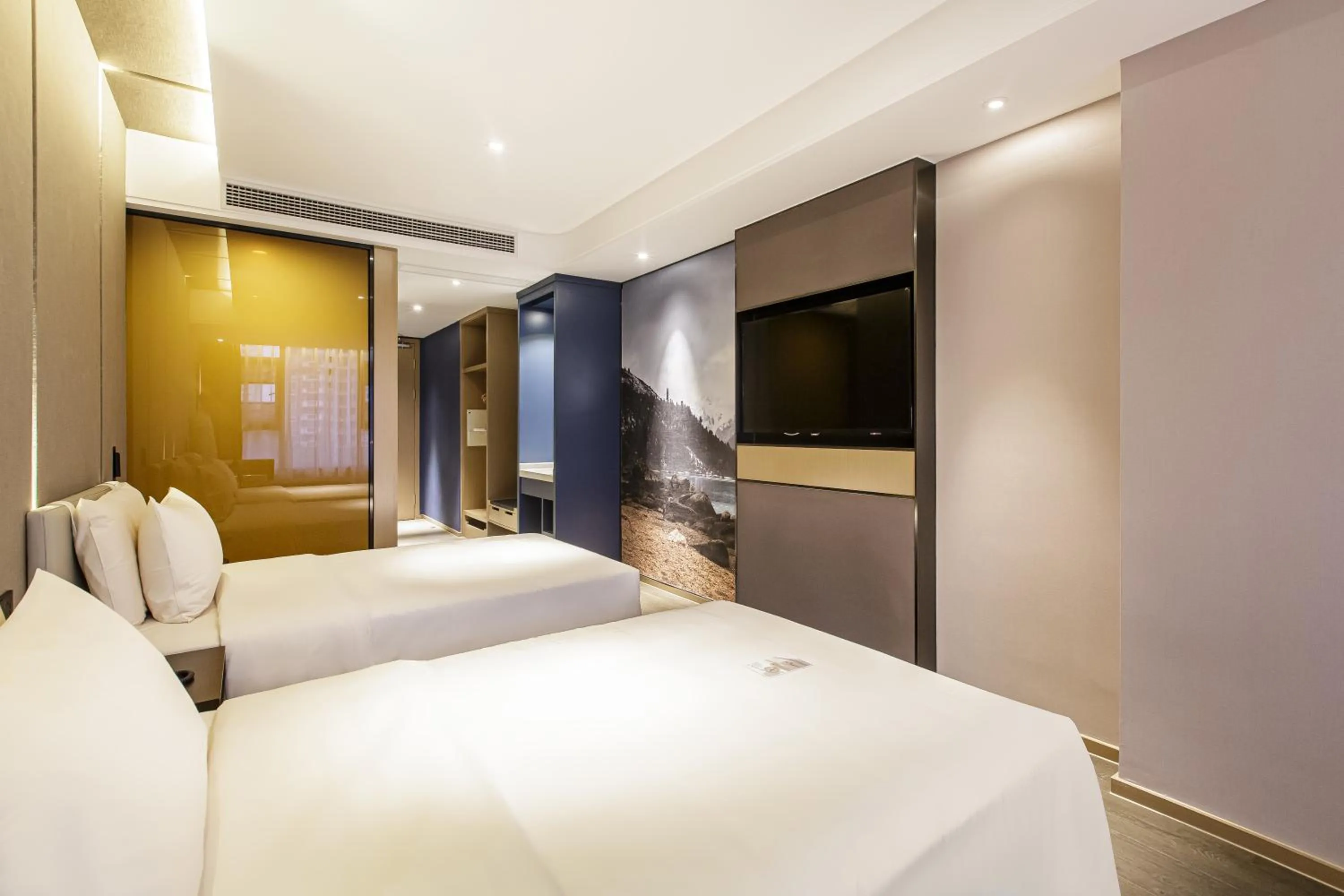 Bed in Atour Hotel Chengdu Yulin Huaxi