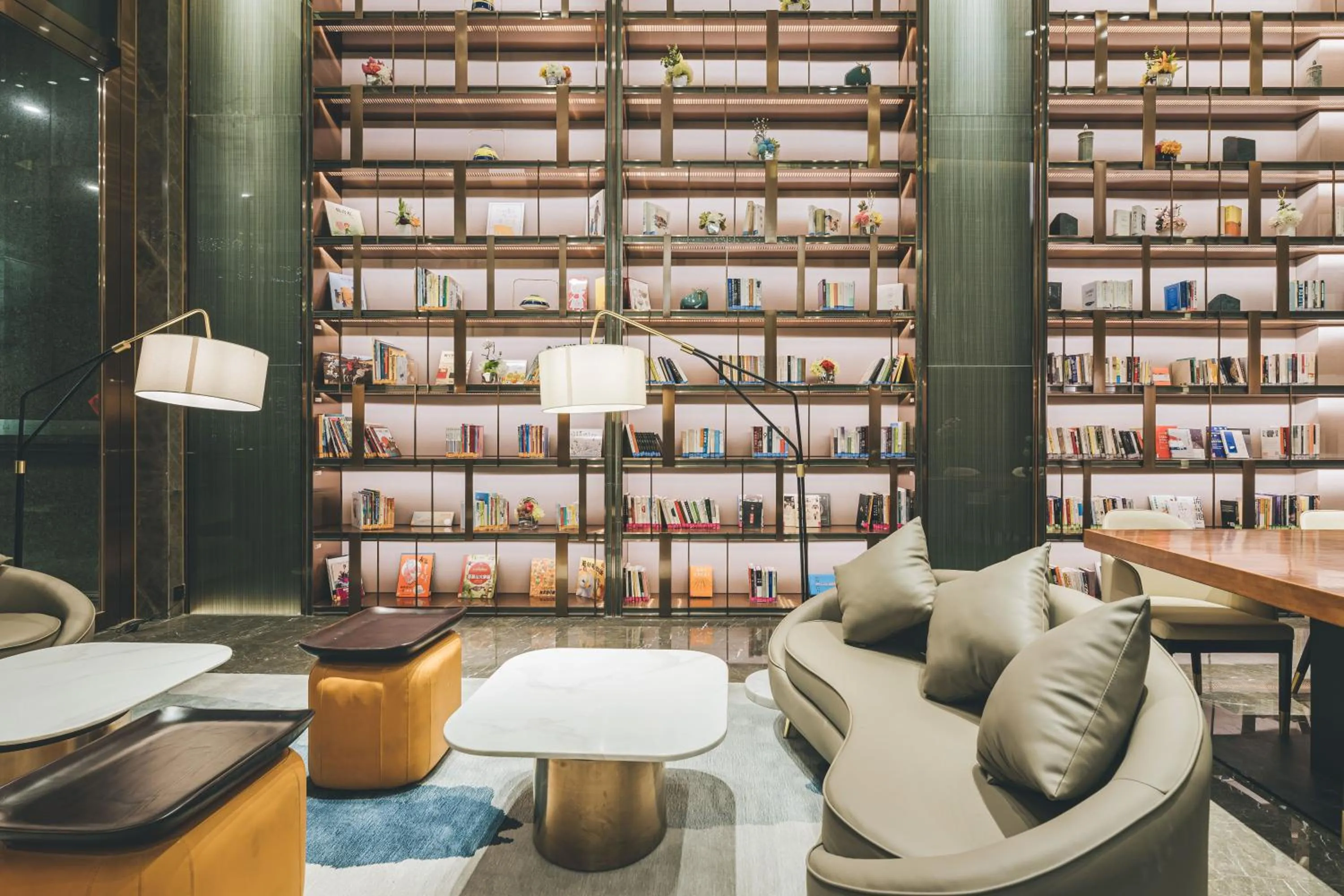 Lobby or reception in Atour Hotel (Puning High Speed Railway Station)